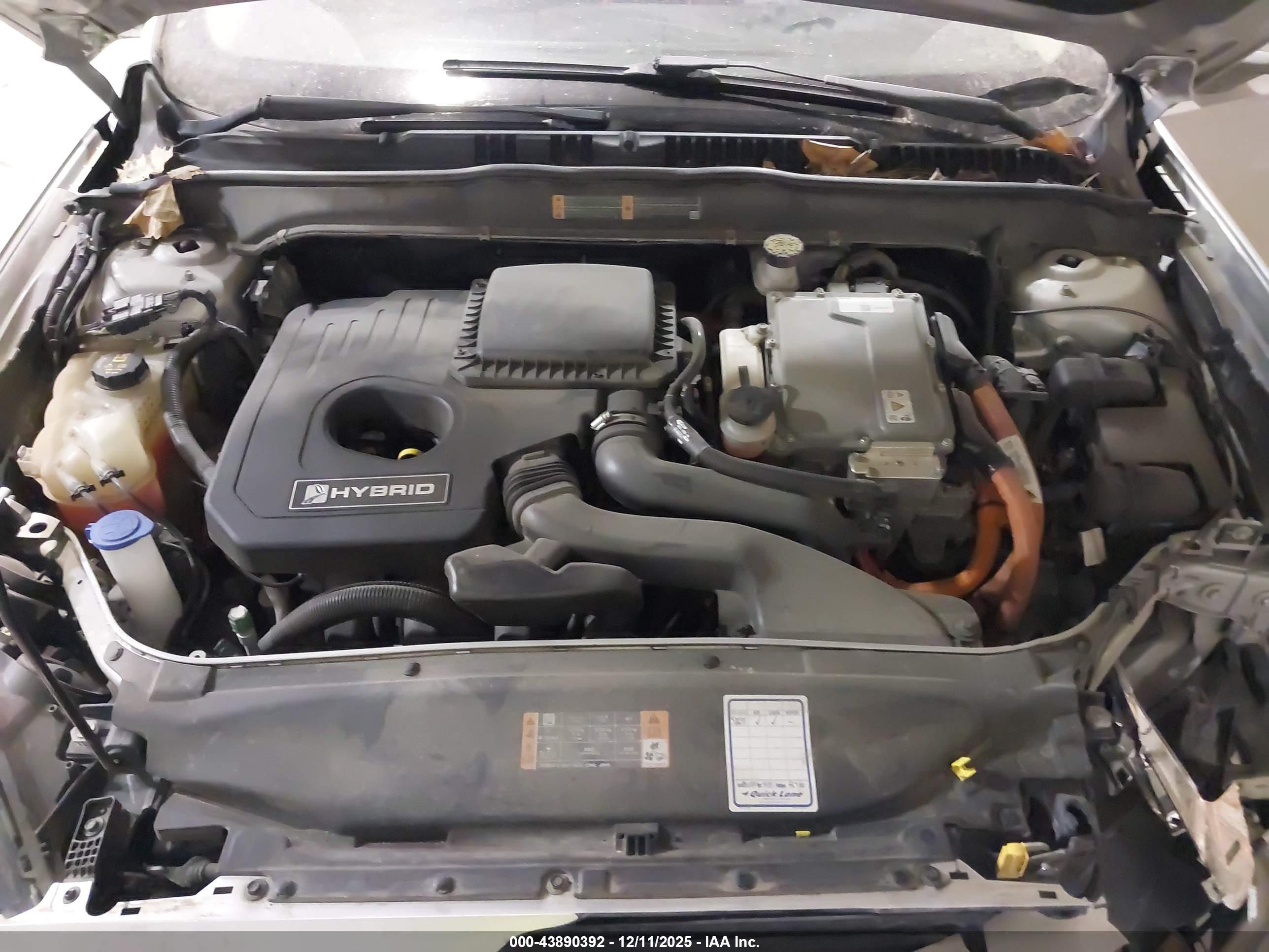 FORD FUSION image 10
