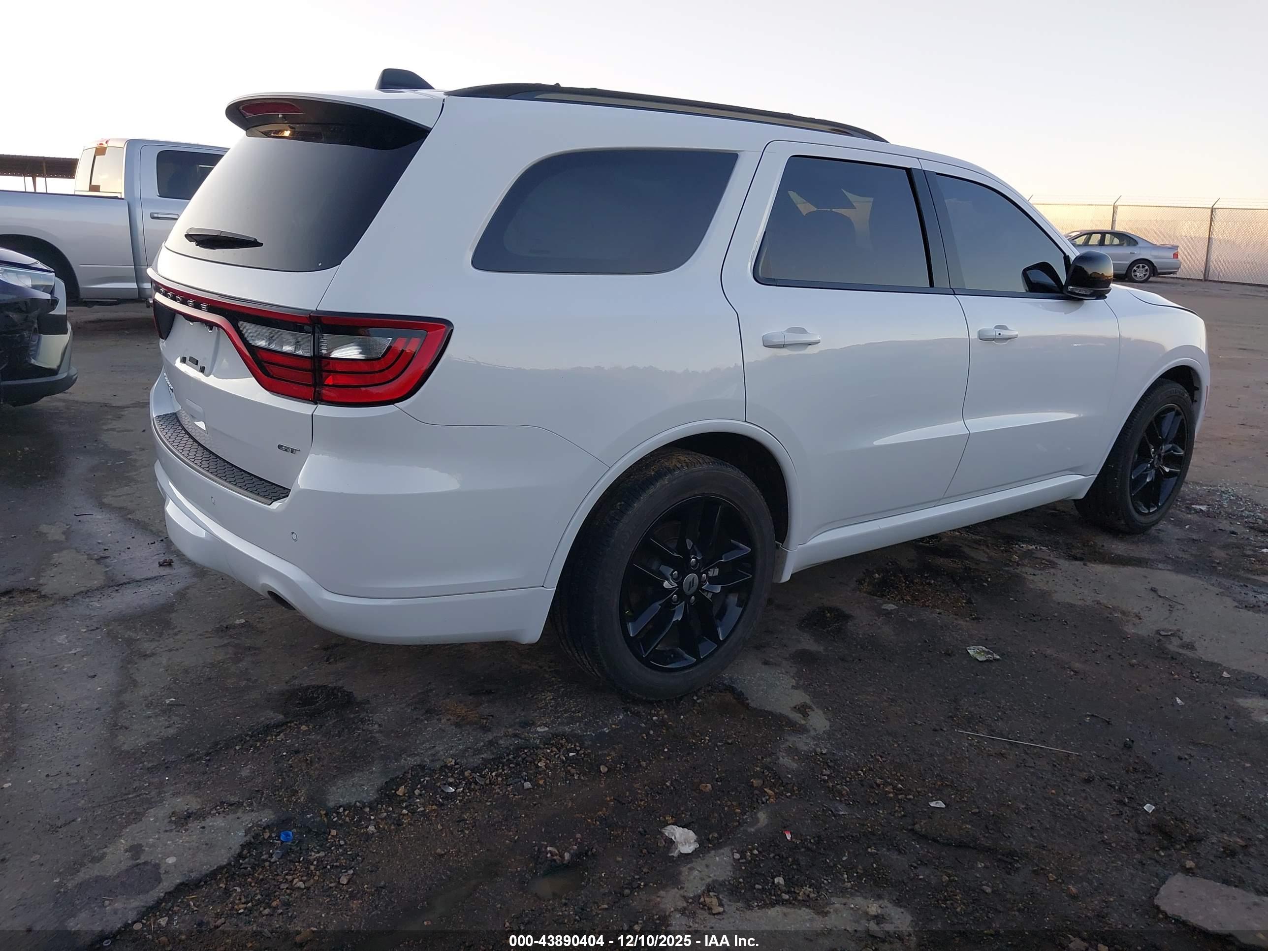 DODGE DURANGO image 4