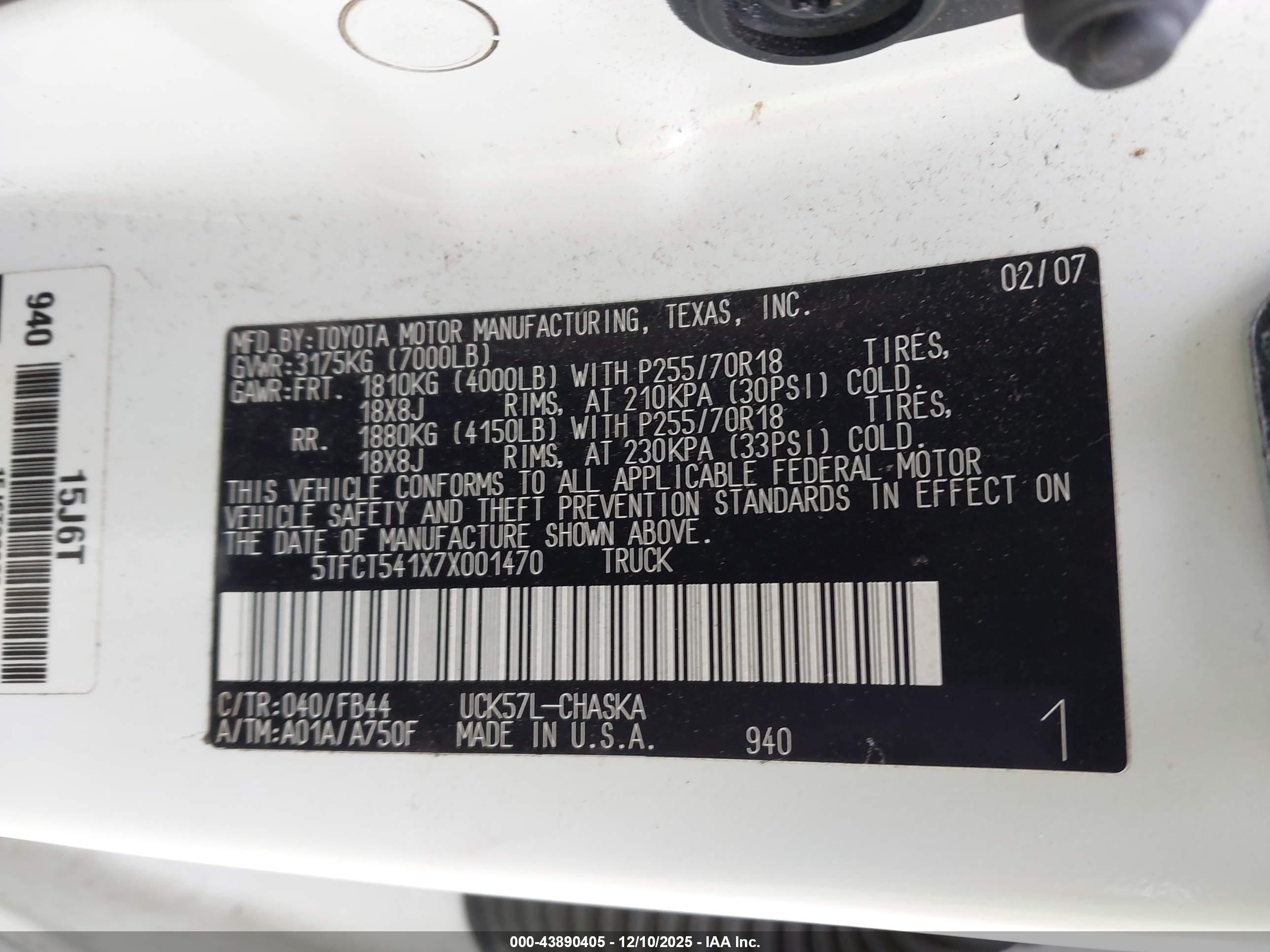 TOYOTA TUNDRA image 9