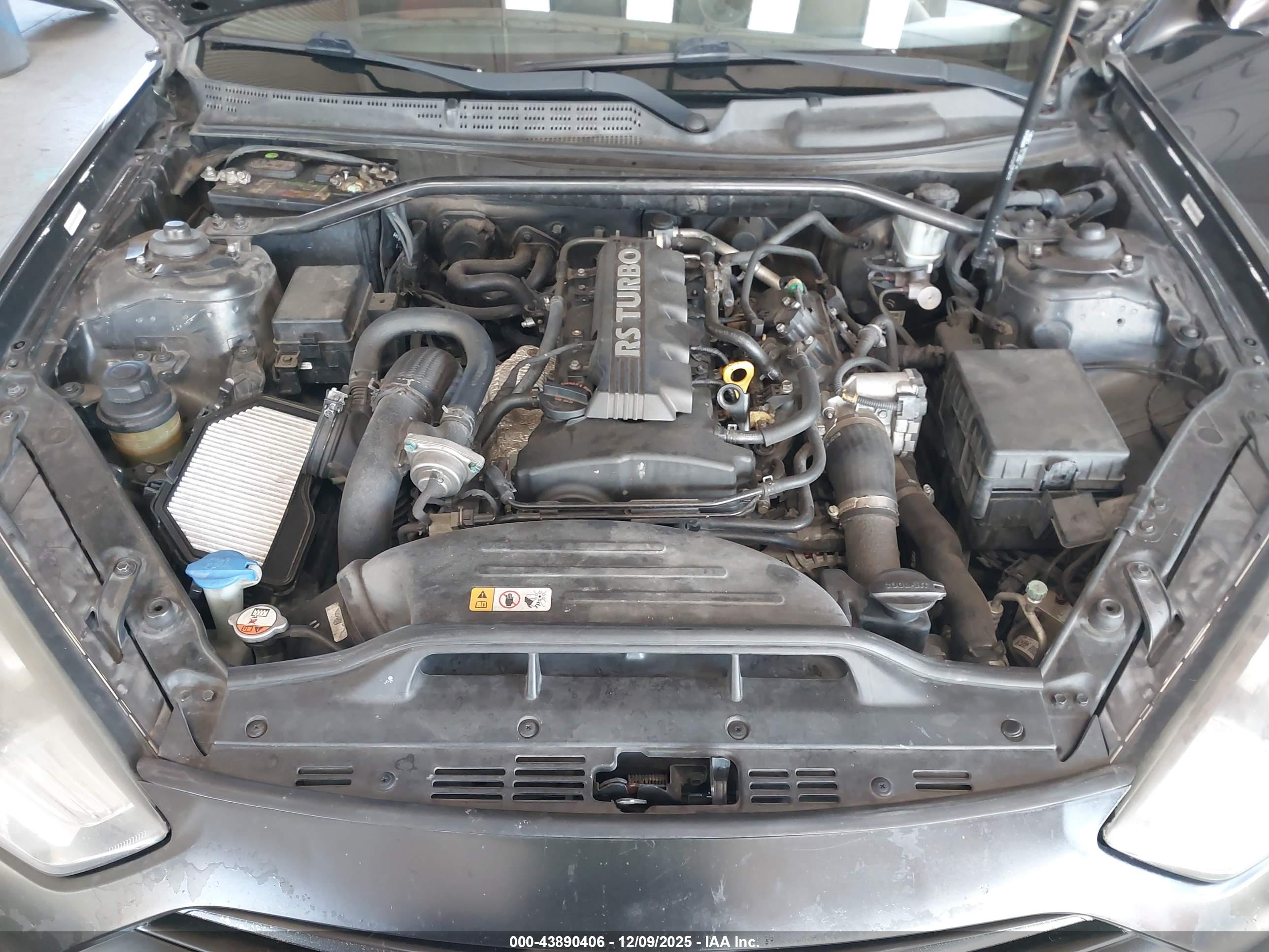 HYUNDAI GENESIS image 10