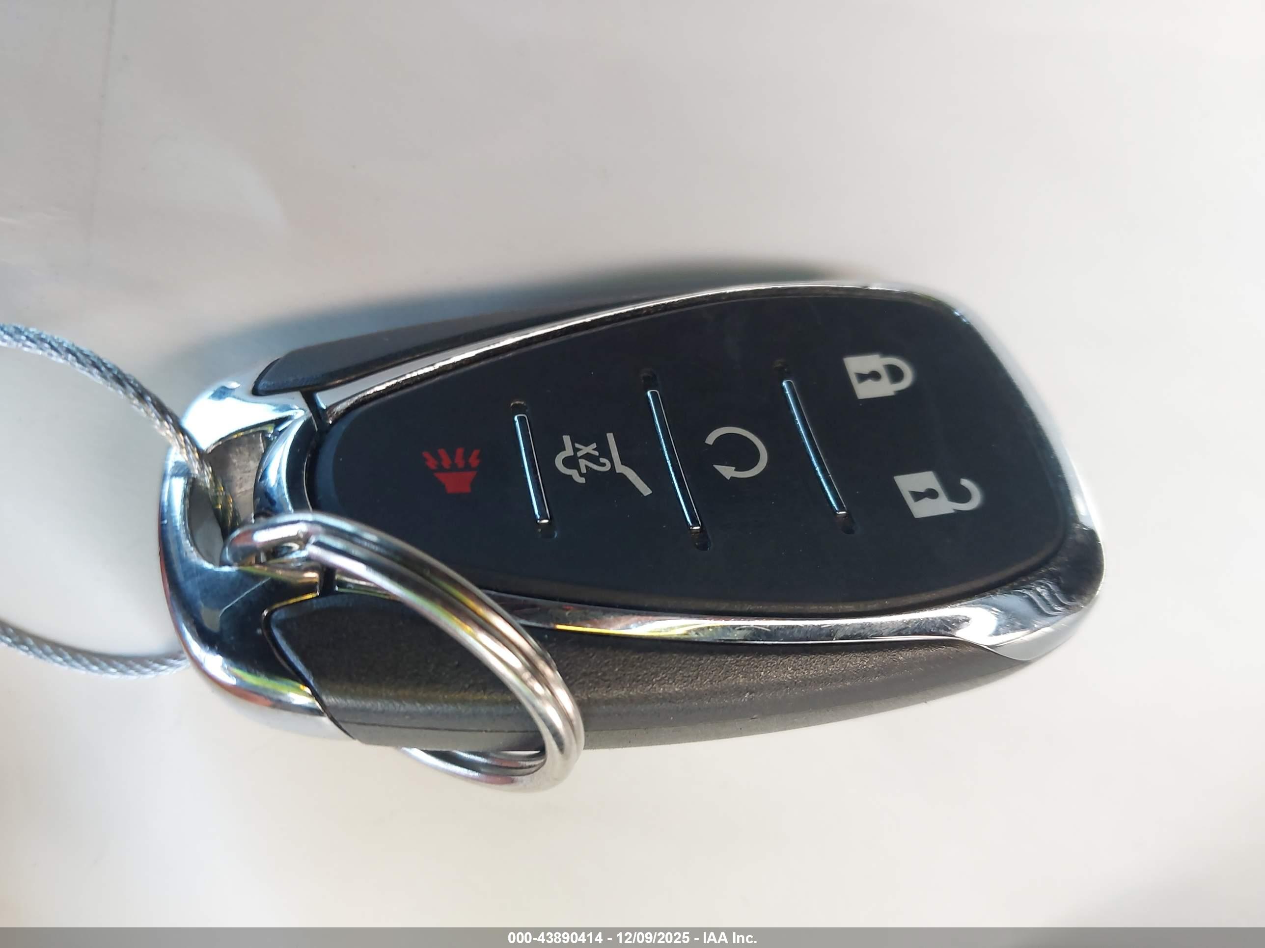 CHEVROLET EQUINOX image 11