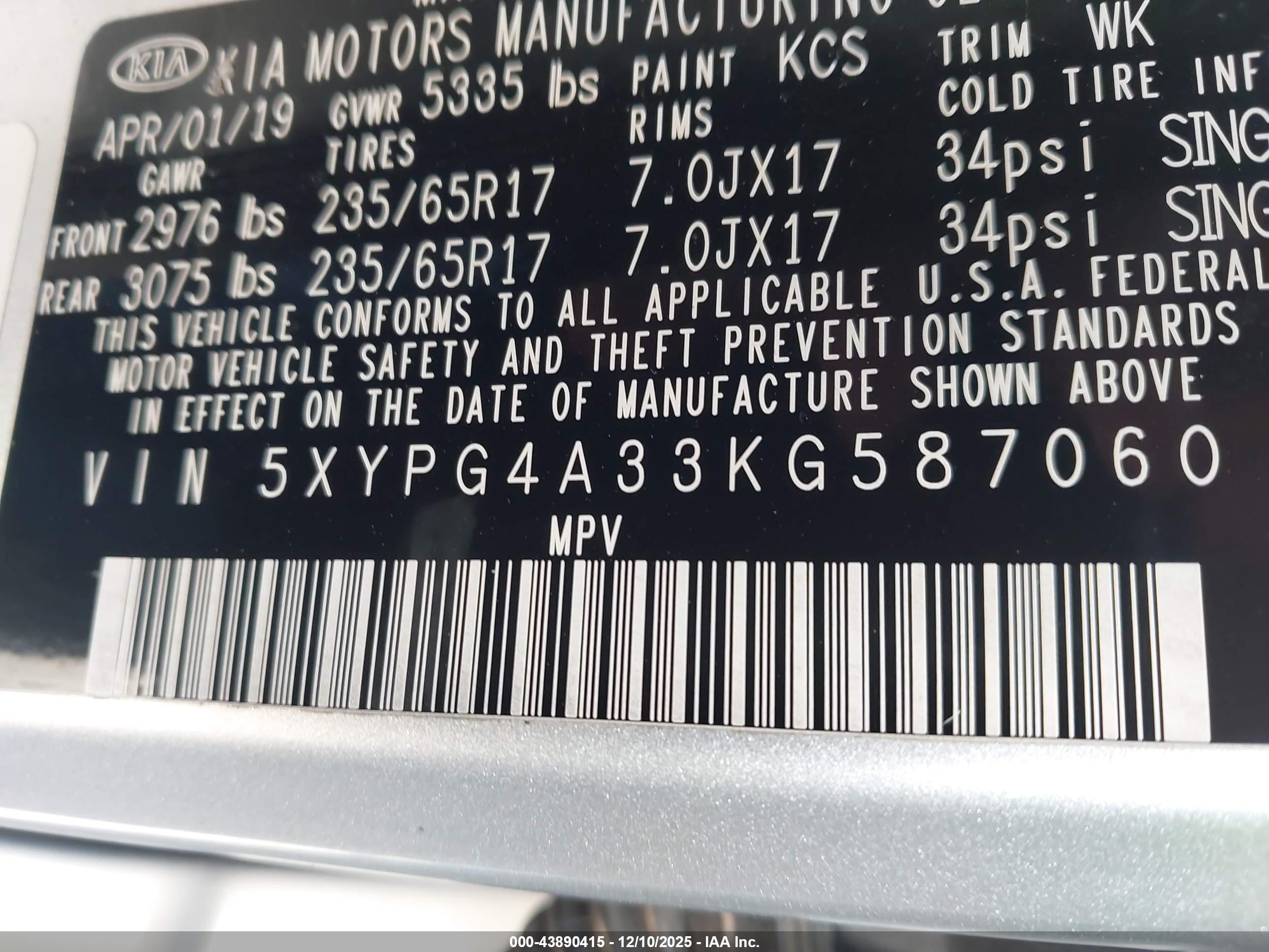 KIA SORENTO image 9
