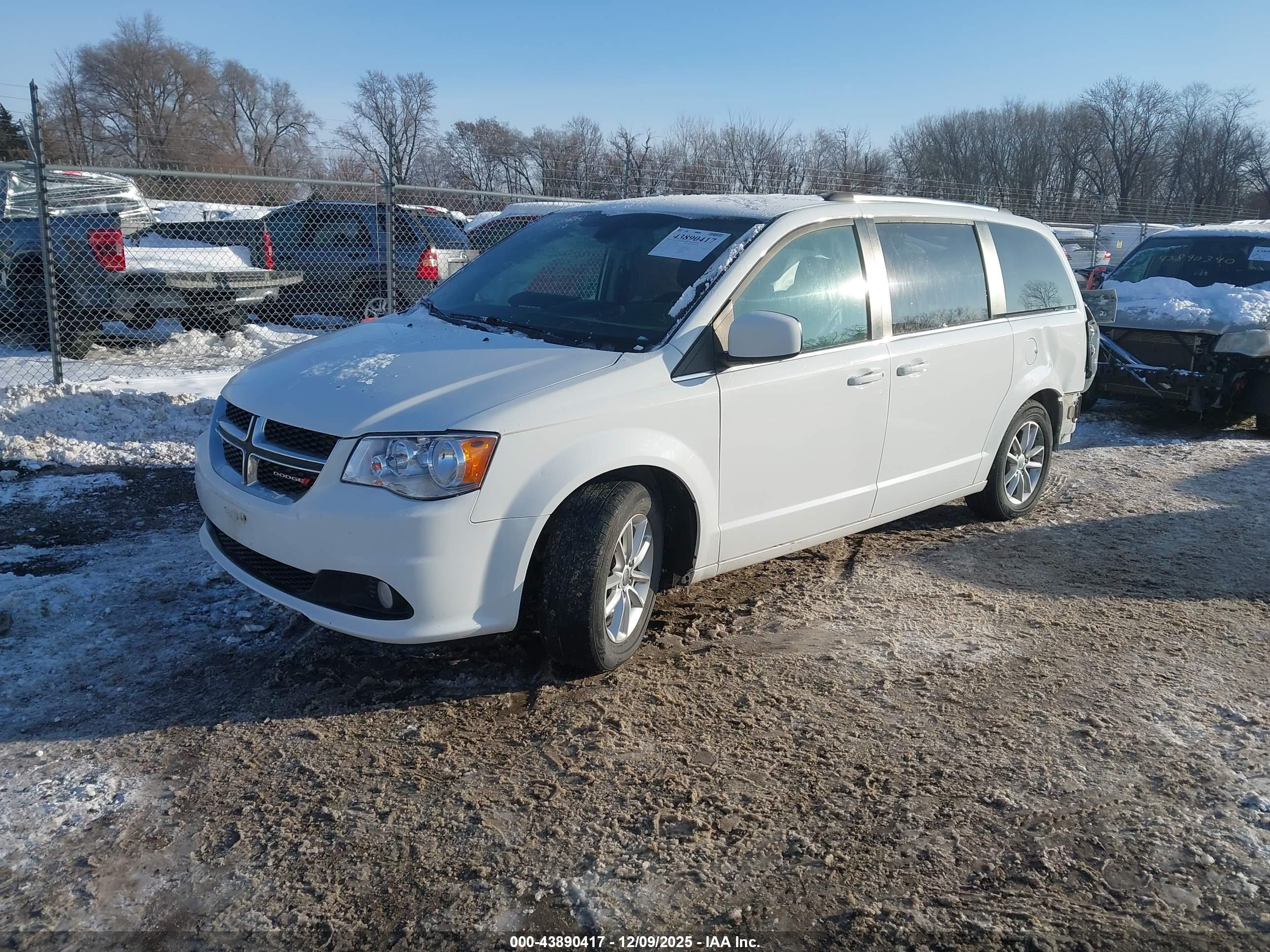 DODGE GRAND image 2