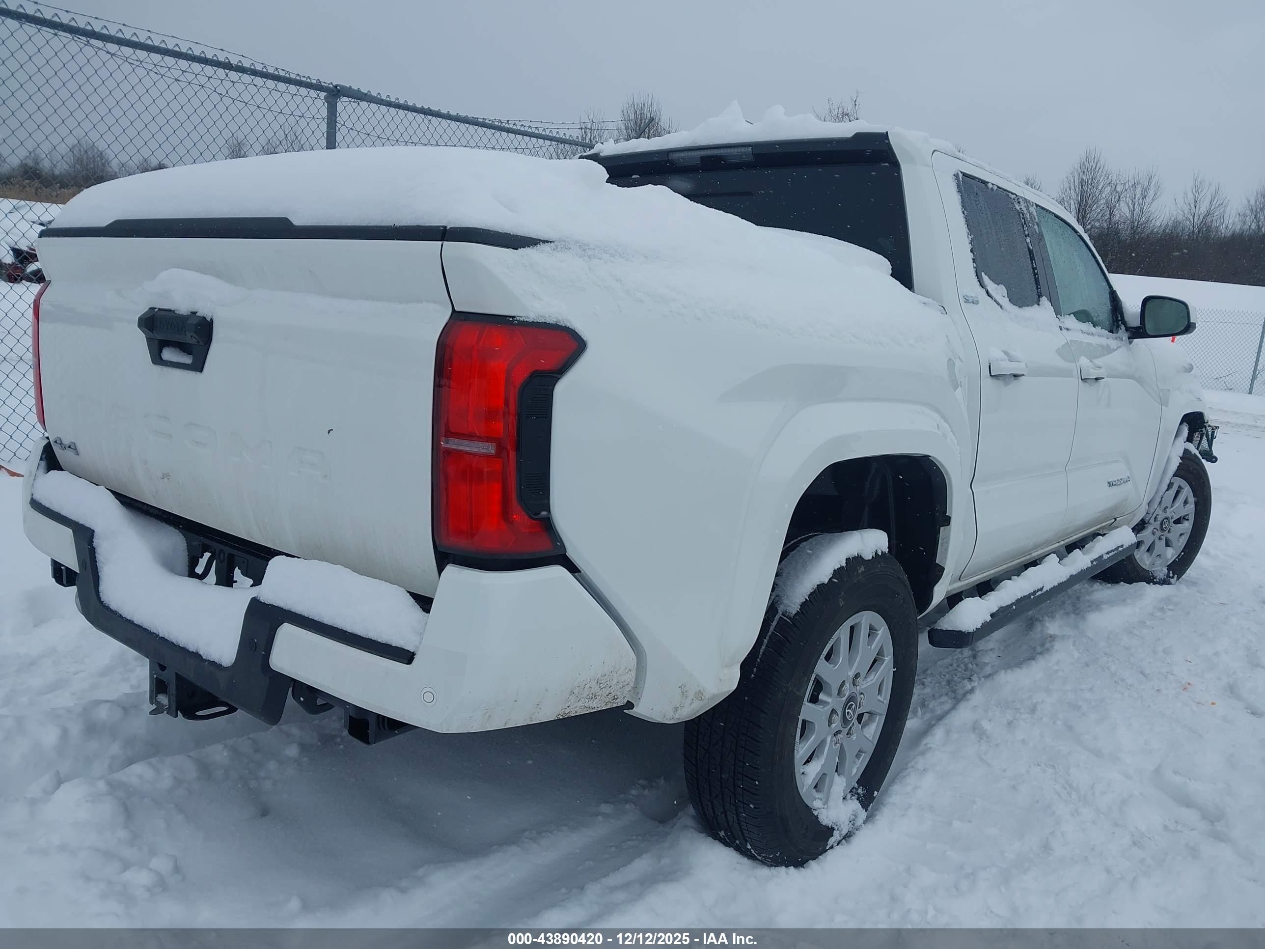 TOYOTA TACOMA image 4