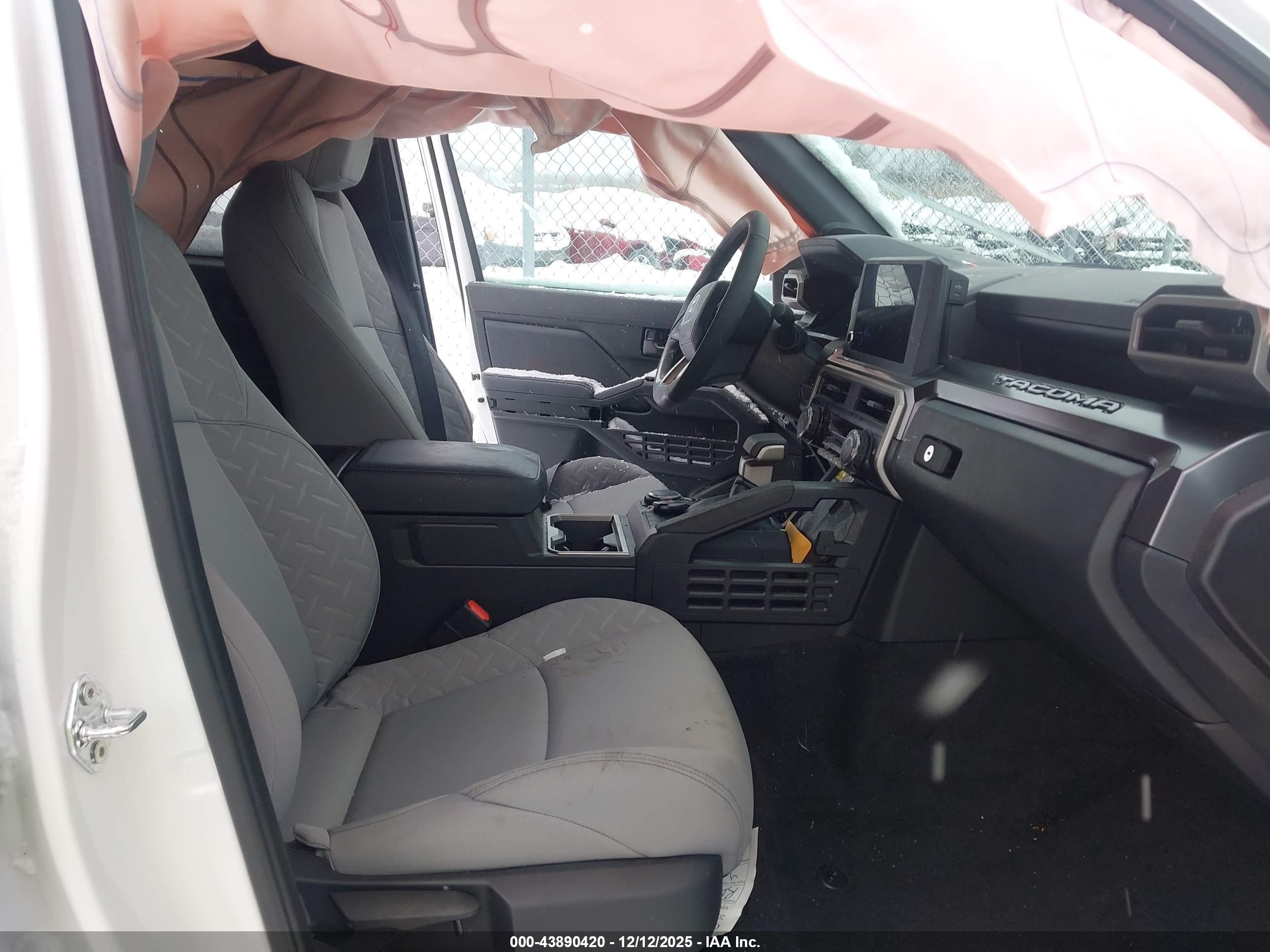 TOYOTA TACOMA image 5