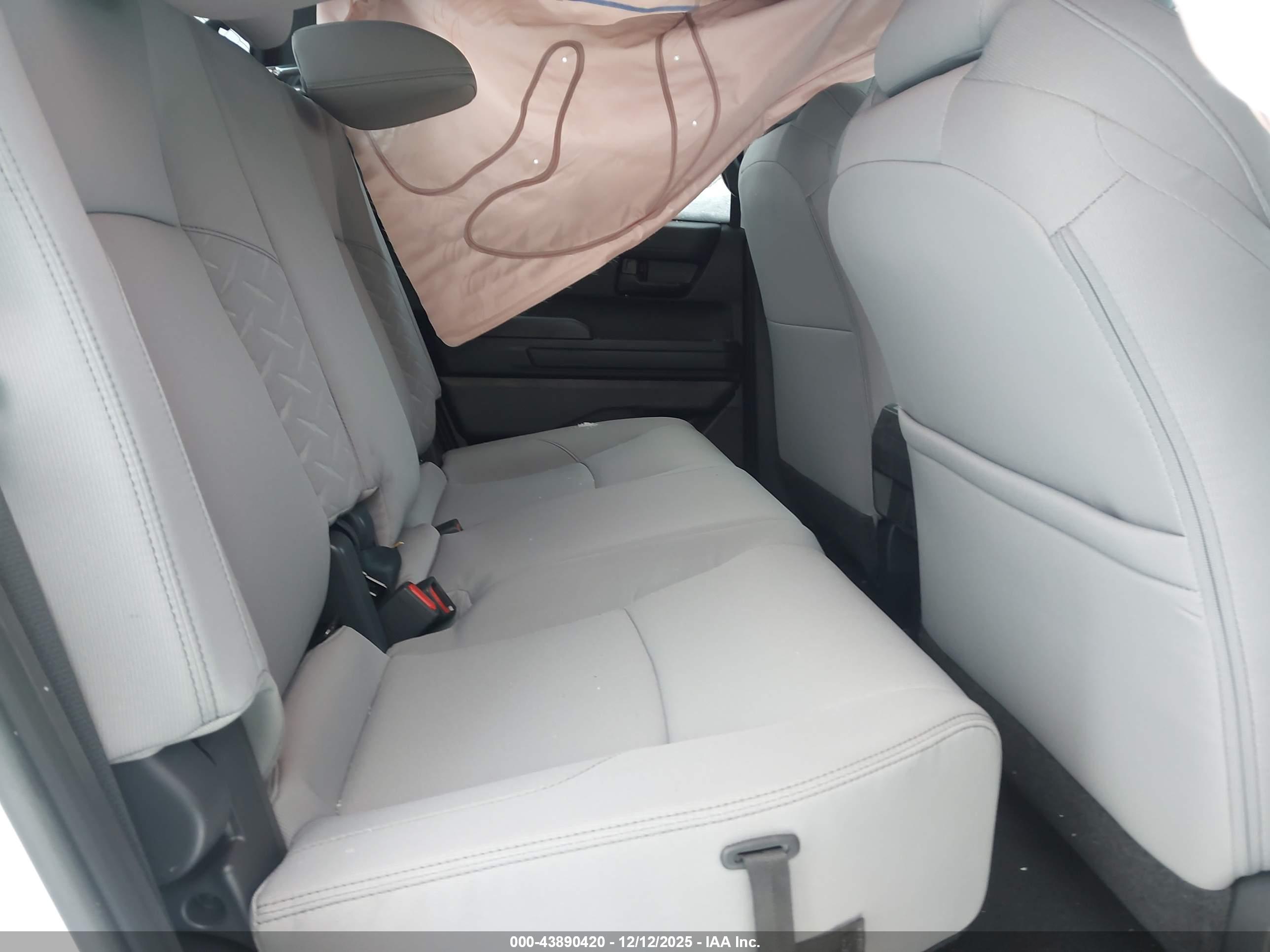 TOYOTA TACOMA image 8