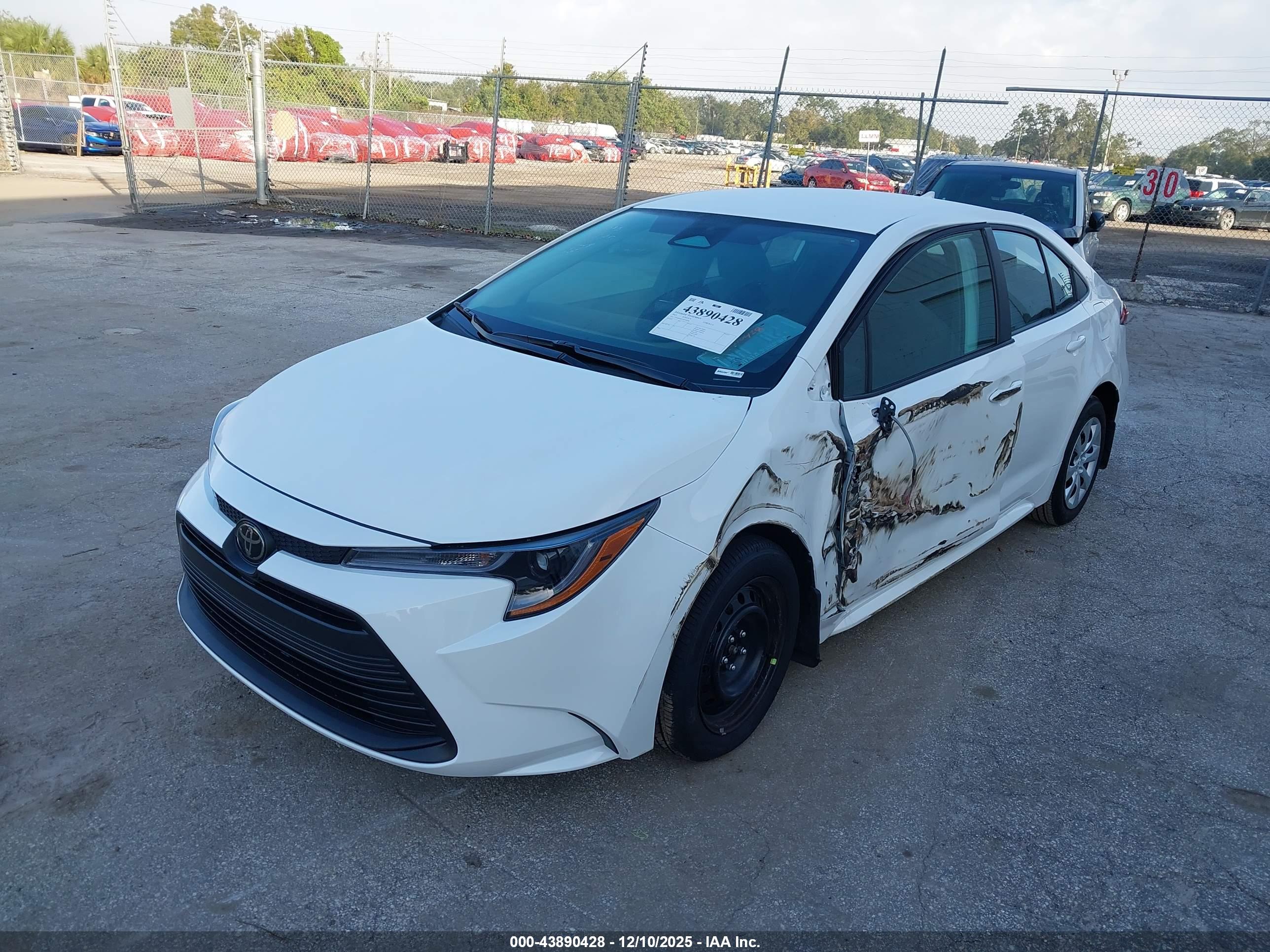 TOYOTA COROLLA image 2
