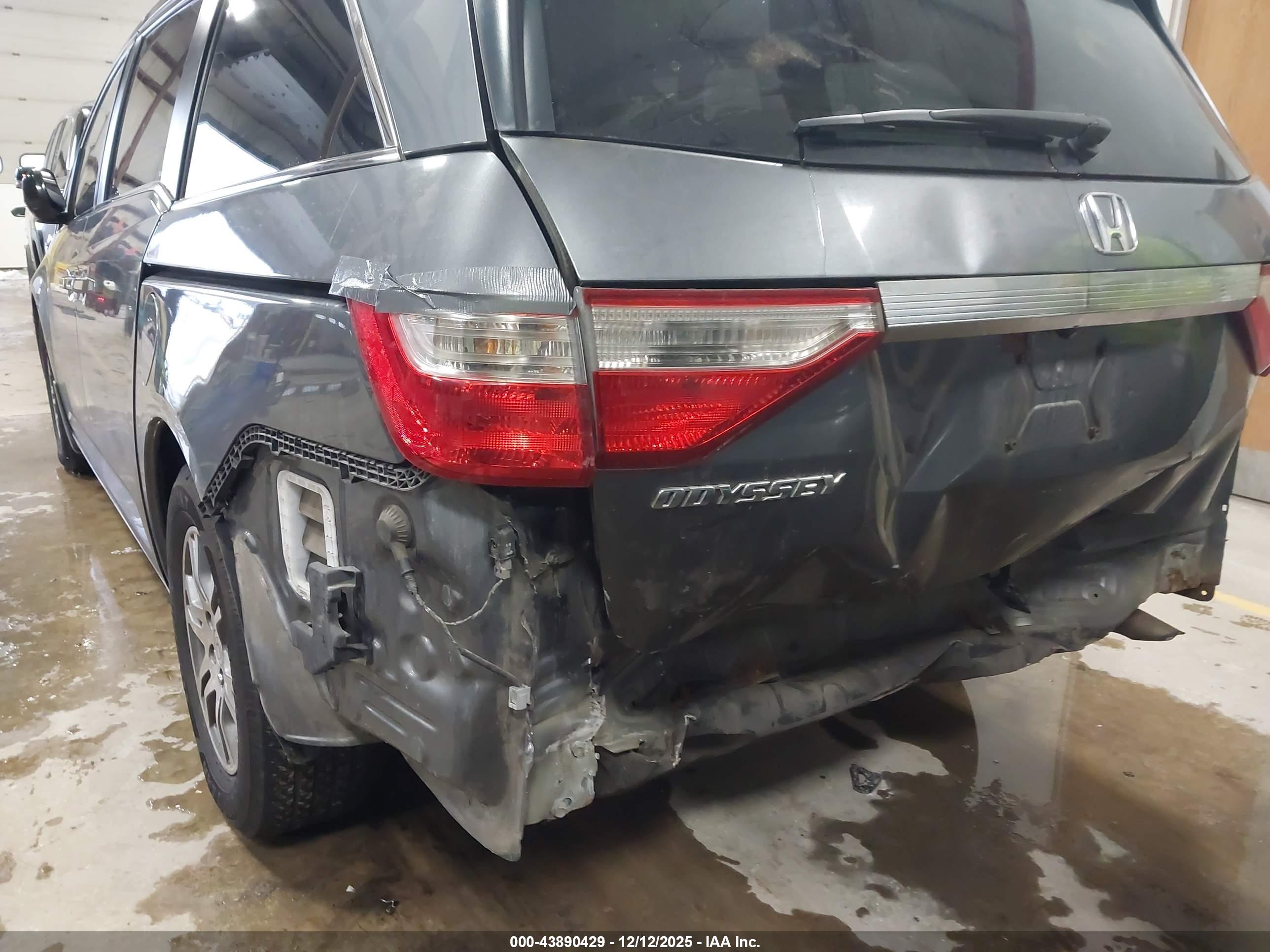 HONDA ODYSSEY image 6