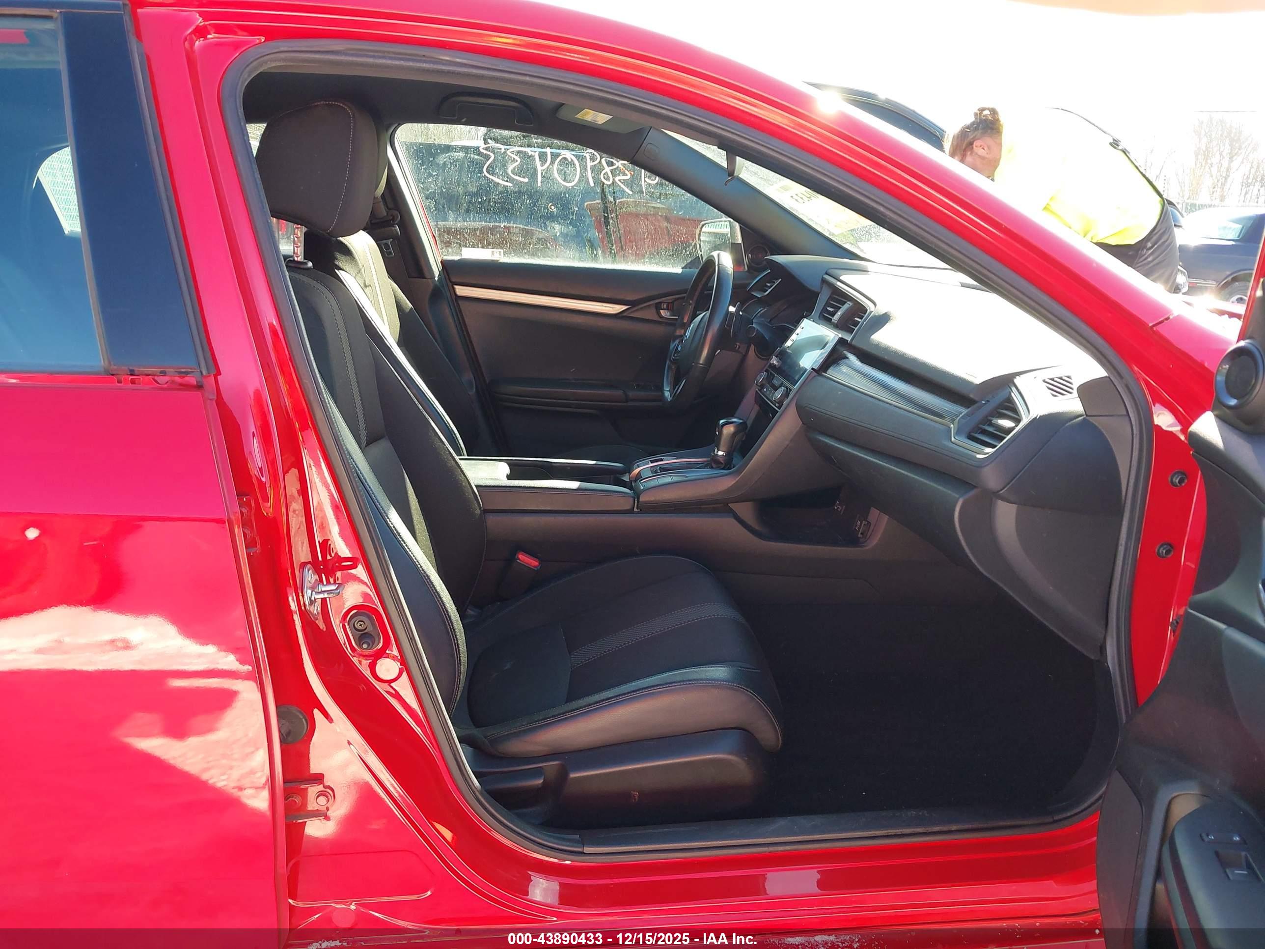 HONDA CIVIC image 5