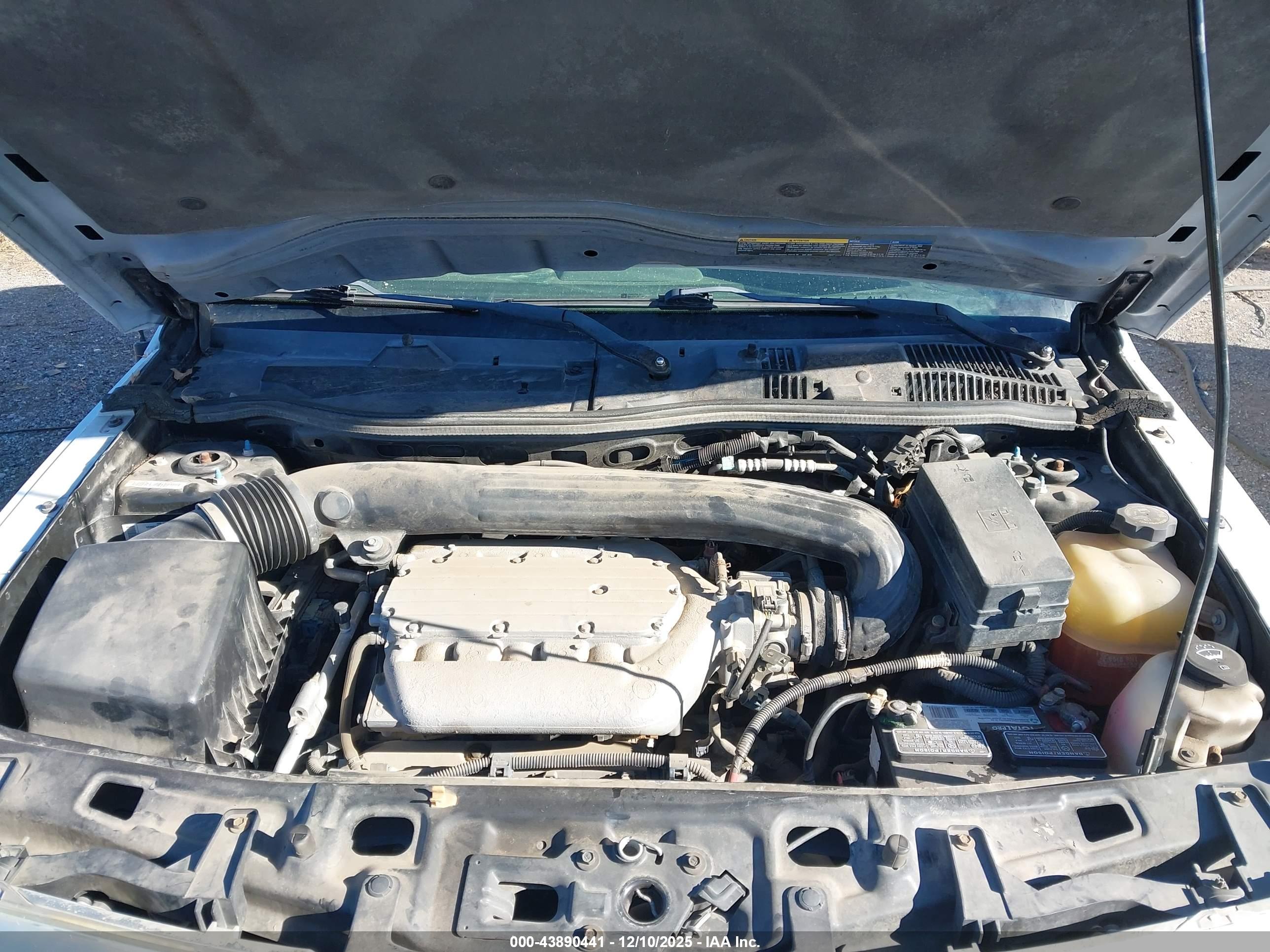 SATURN VUE image 10