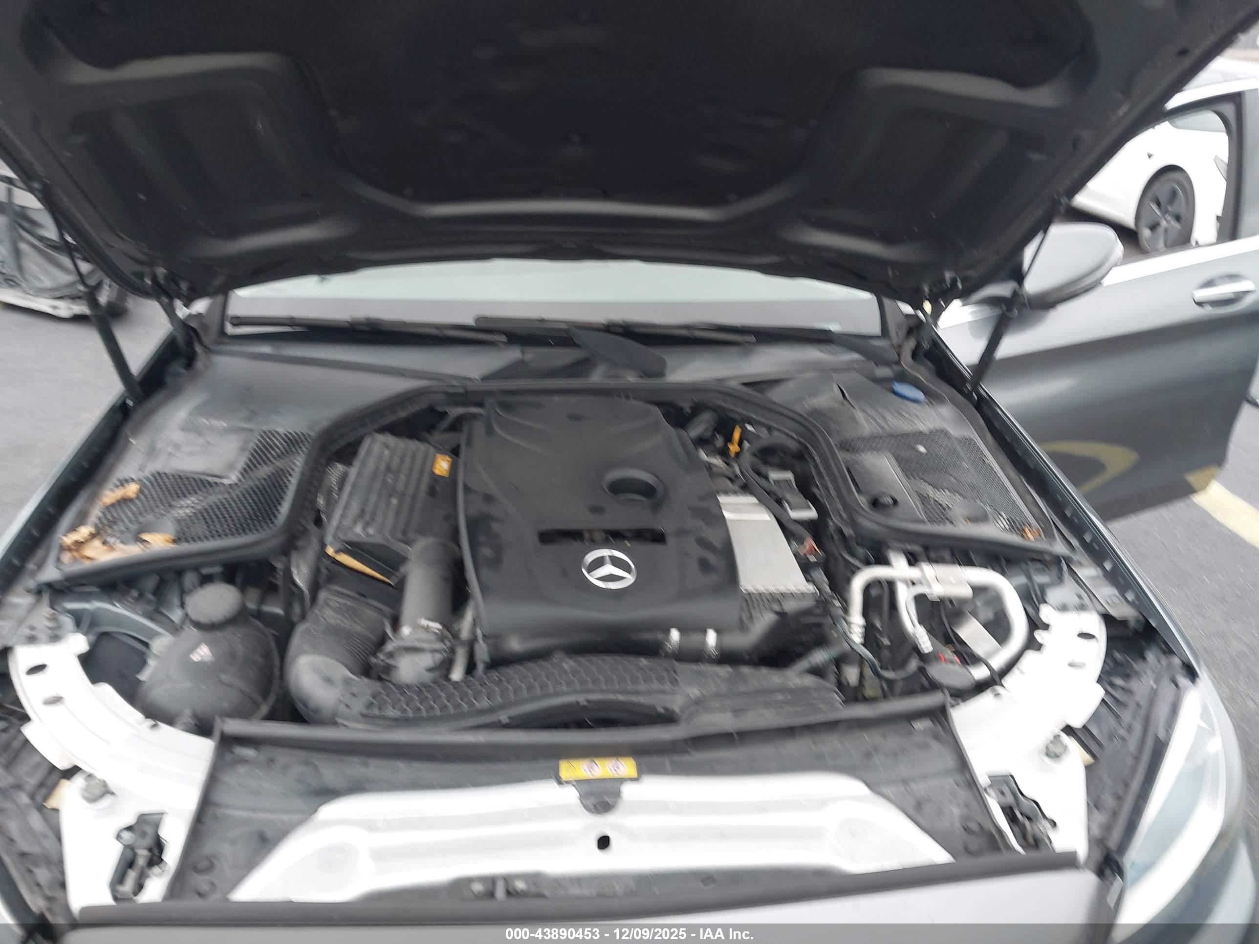 MERCEDES-BENZ C image 10