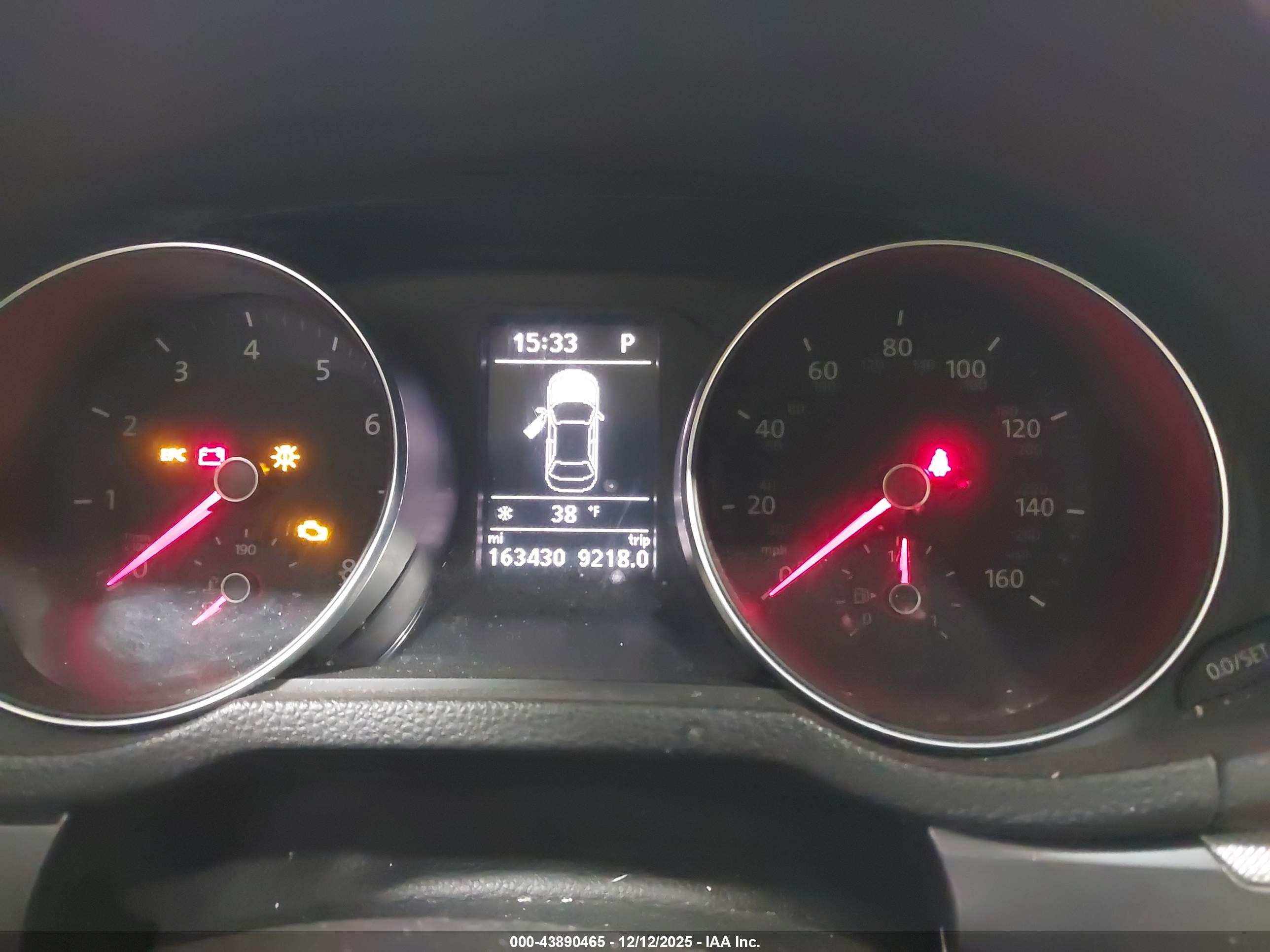 VOLKSWAGEN PASSAT image 7