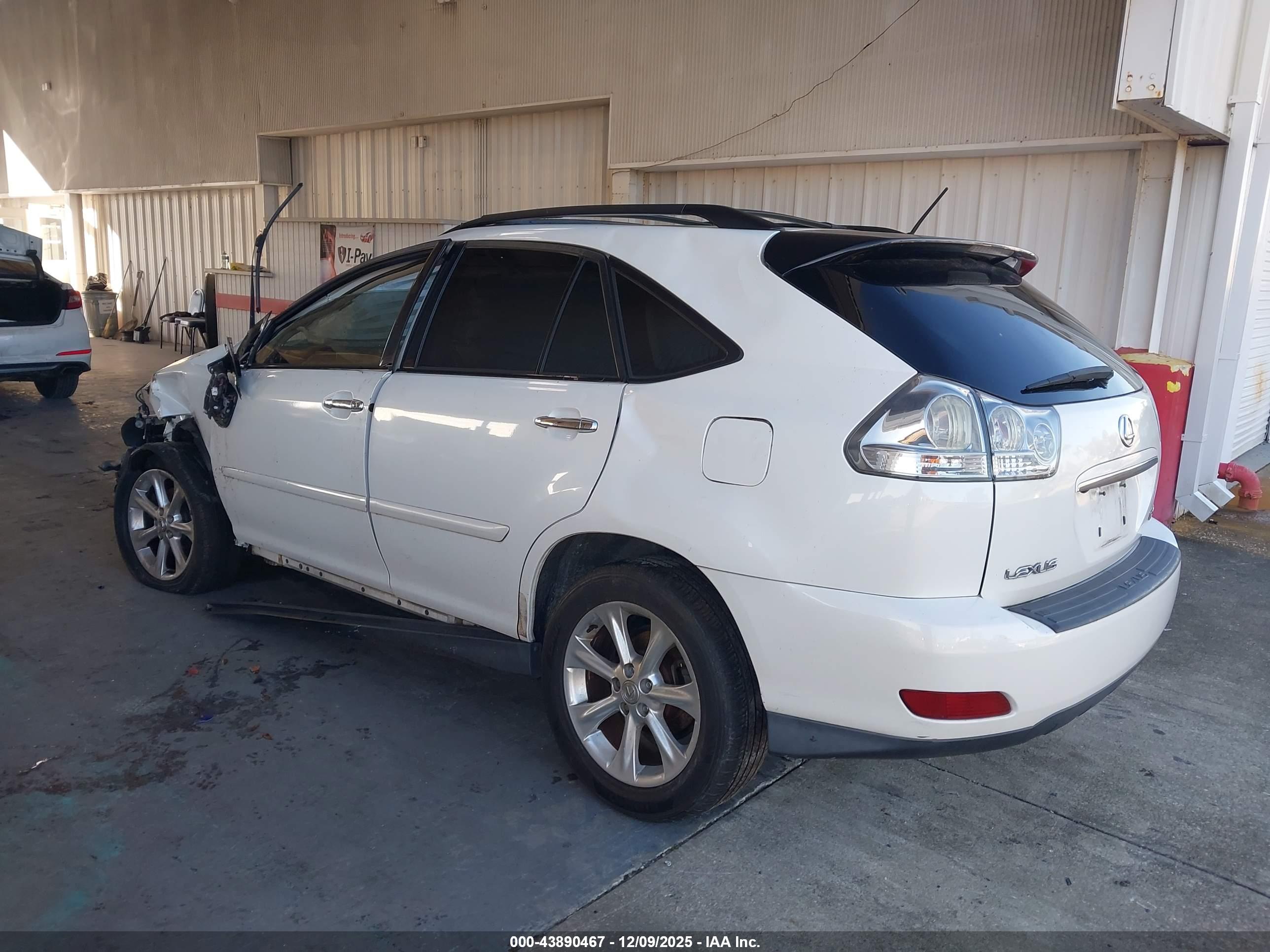 LEXUS RX image 3