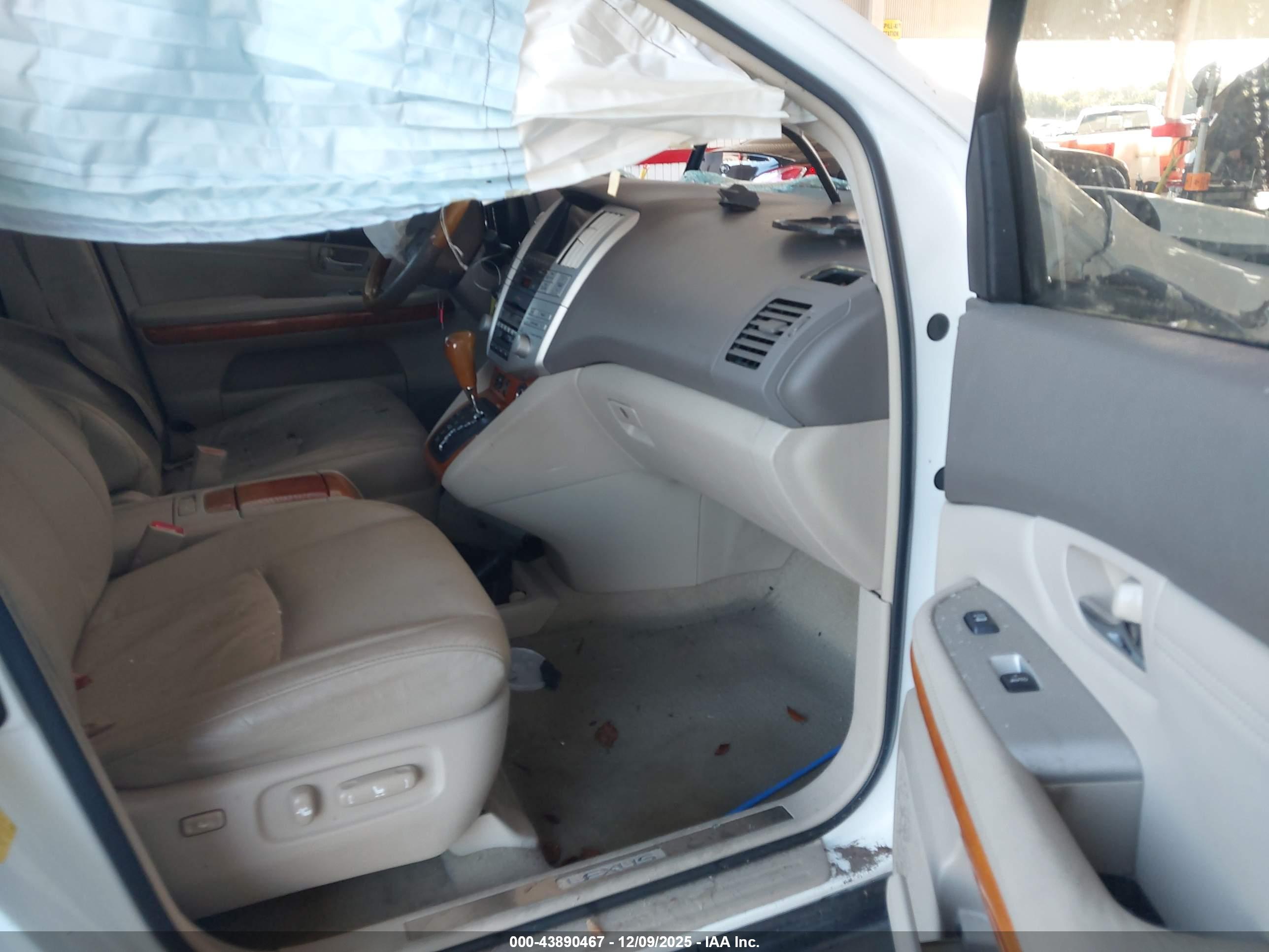 LEXUS RX image 5
