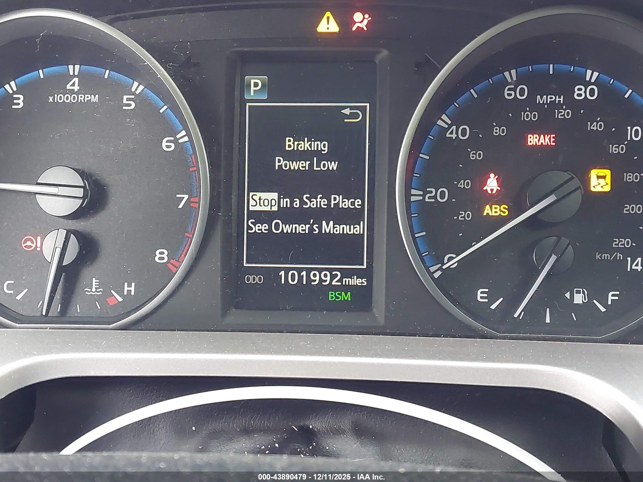 TOYOTA RAV4 image 7
