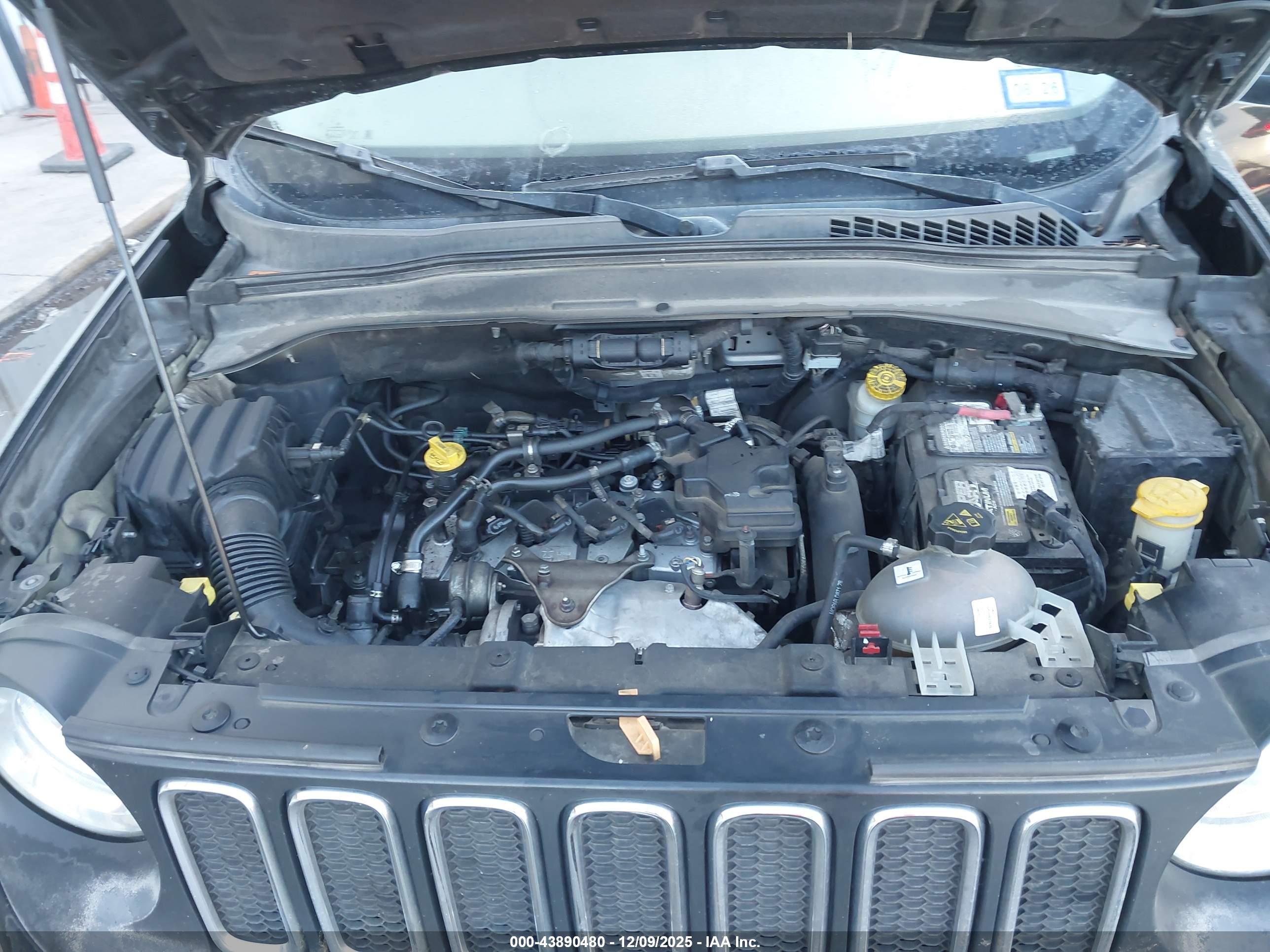 JEEP RENEGADE image 10
