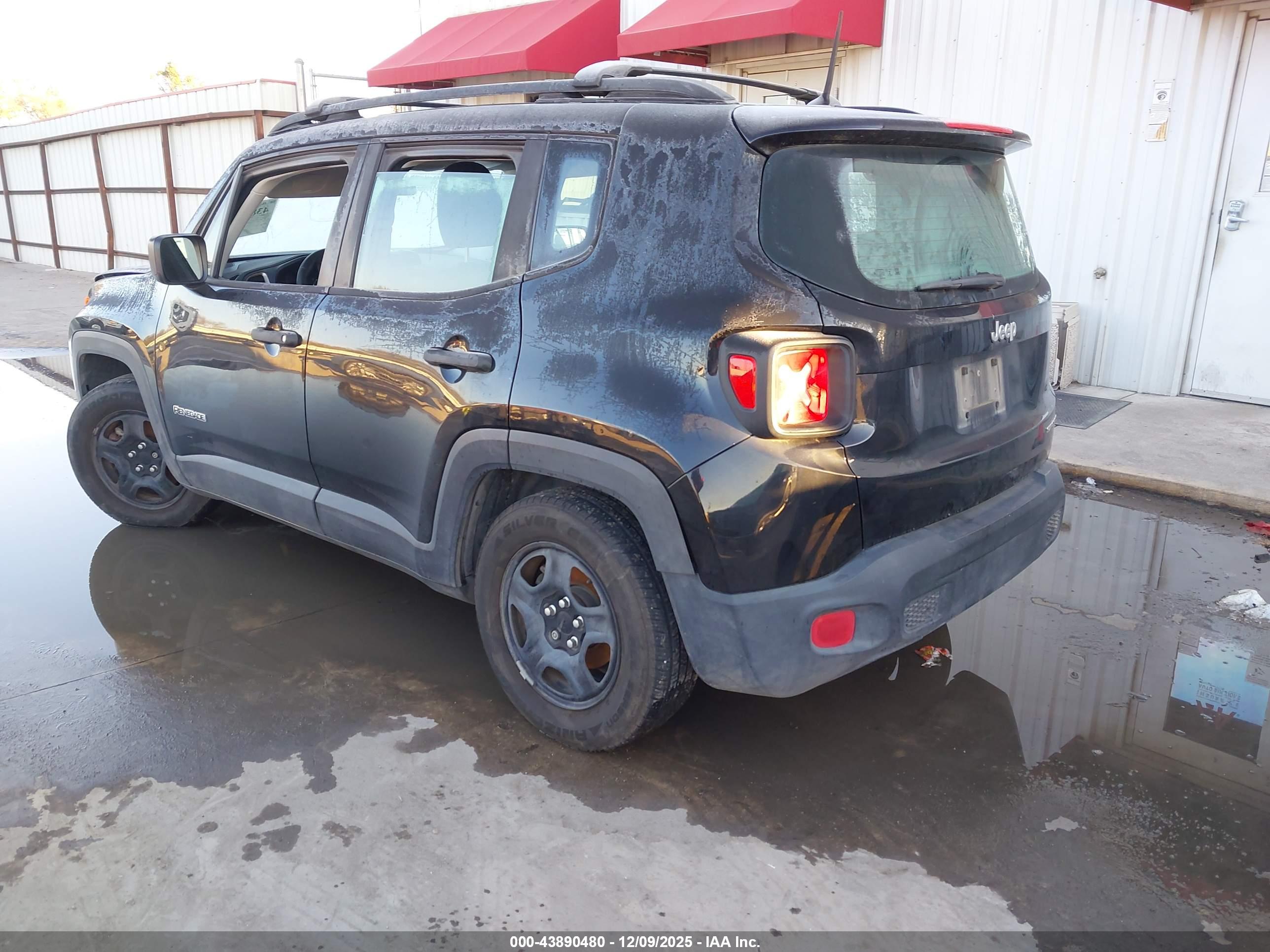 JEEP RENEGADE image 3