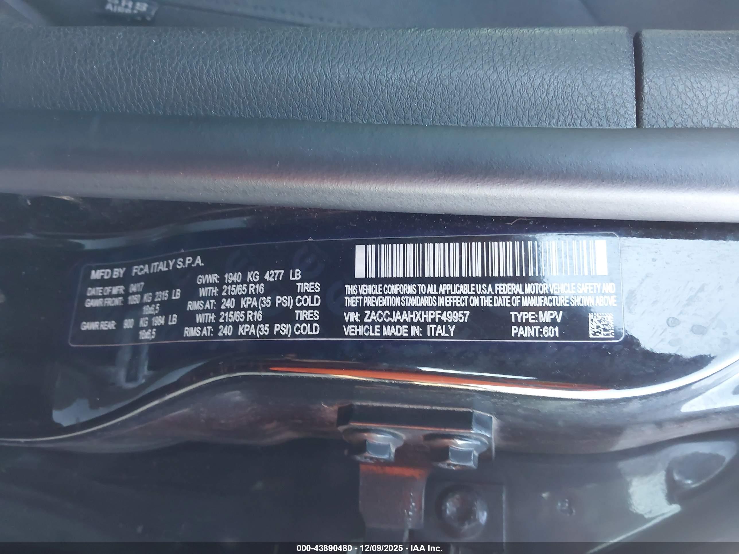JEEP RENEGADE image 9