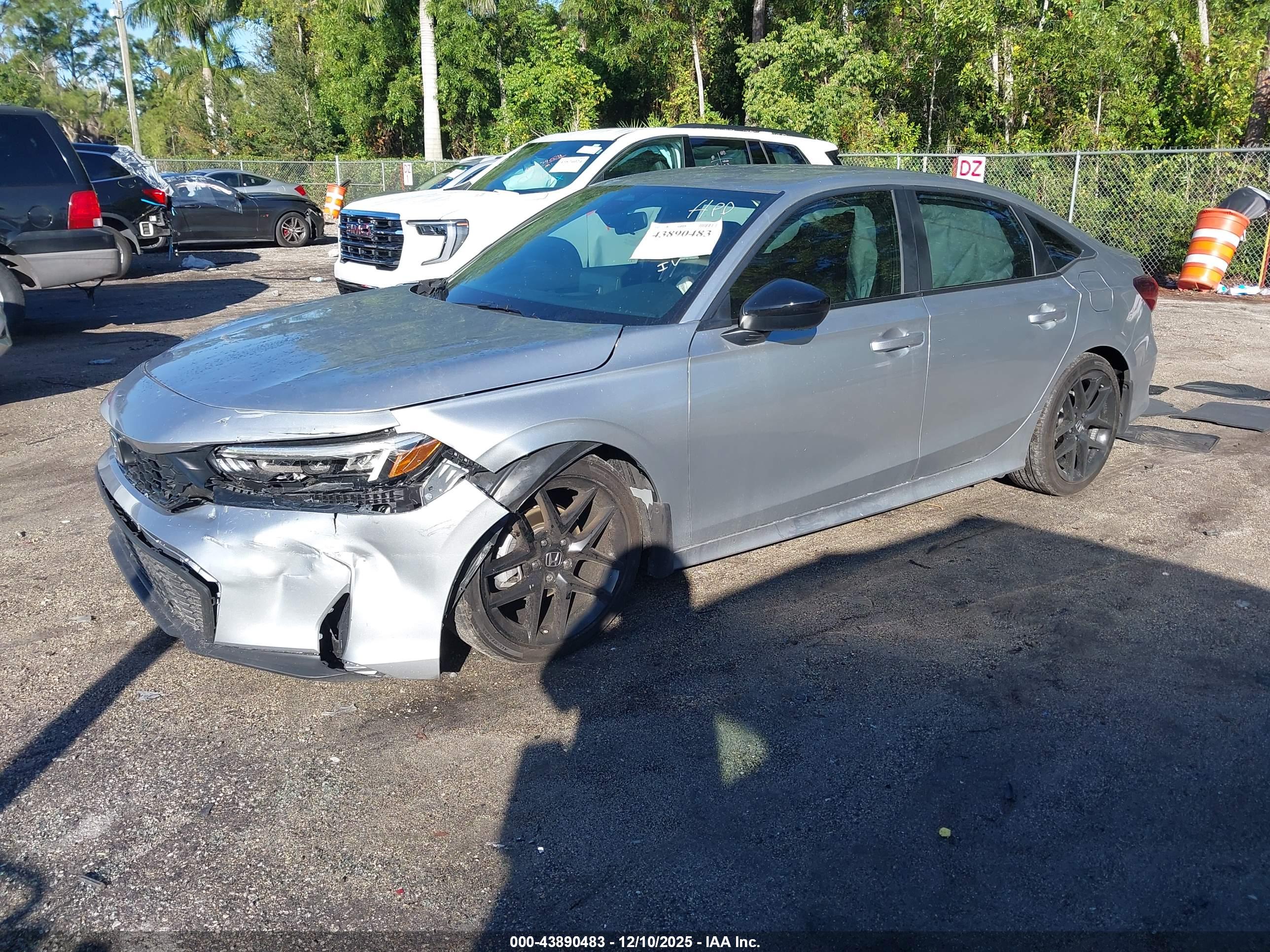 HONDA CIVIC image 2