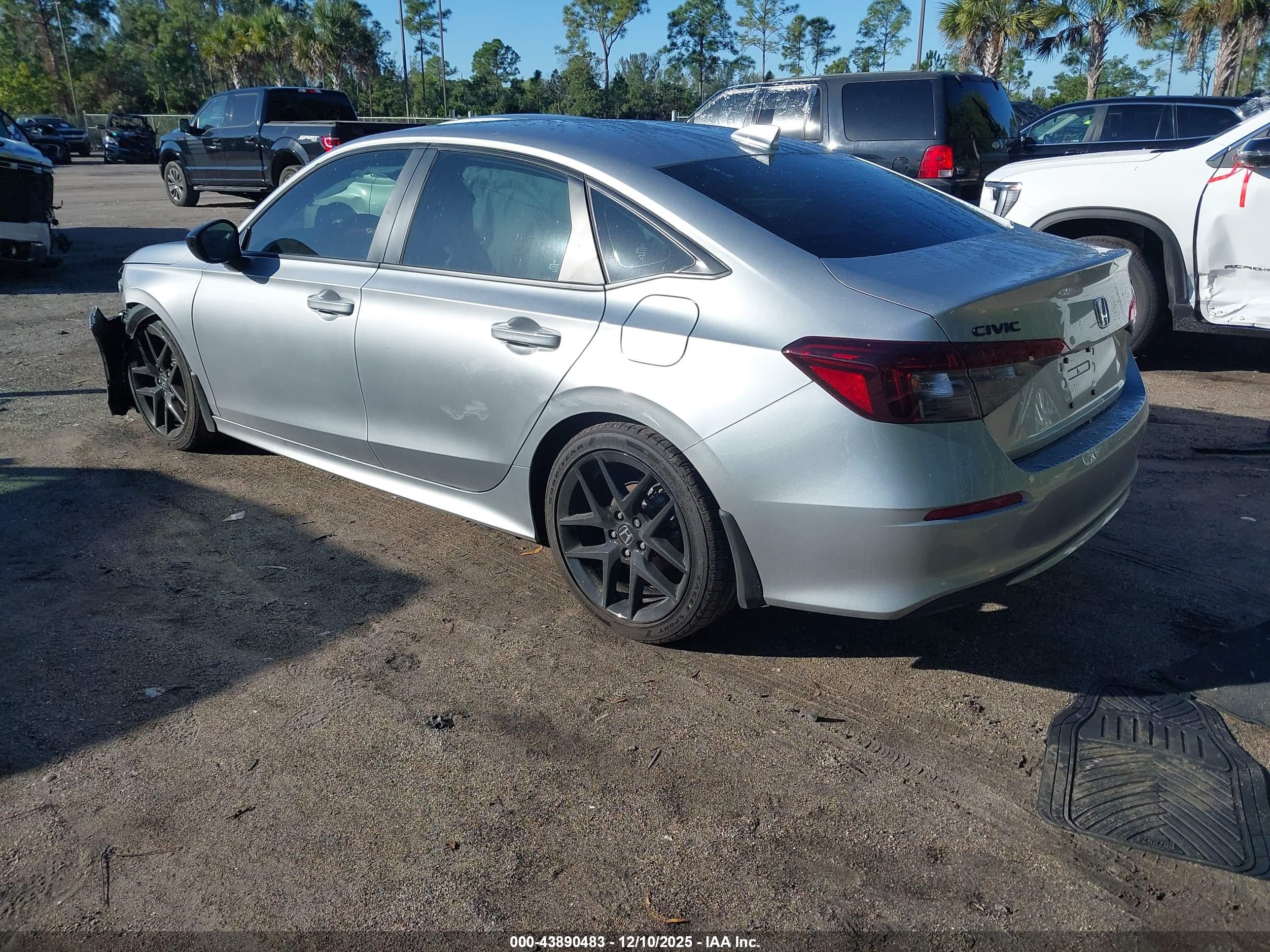HONDA CIVIC image 3
