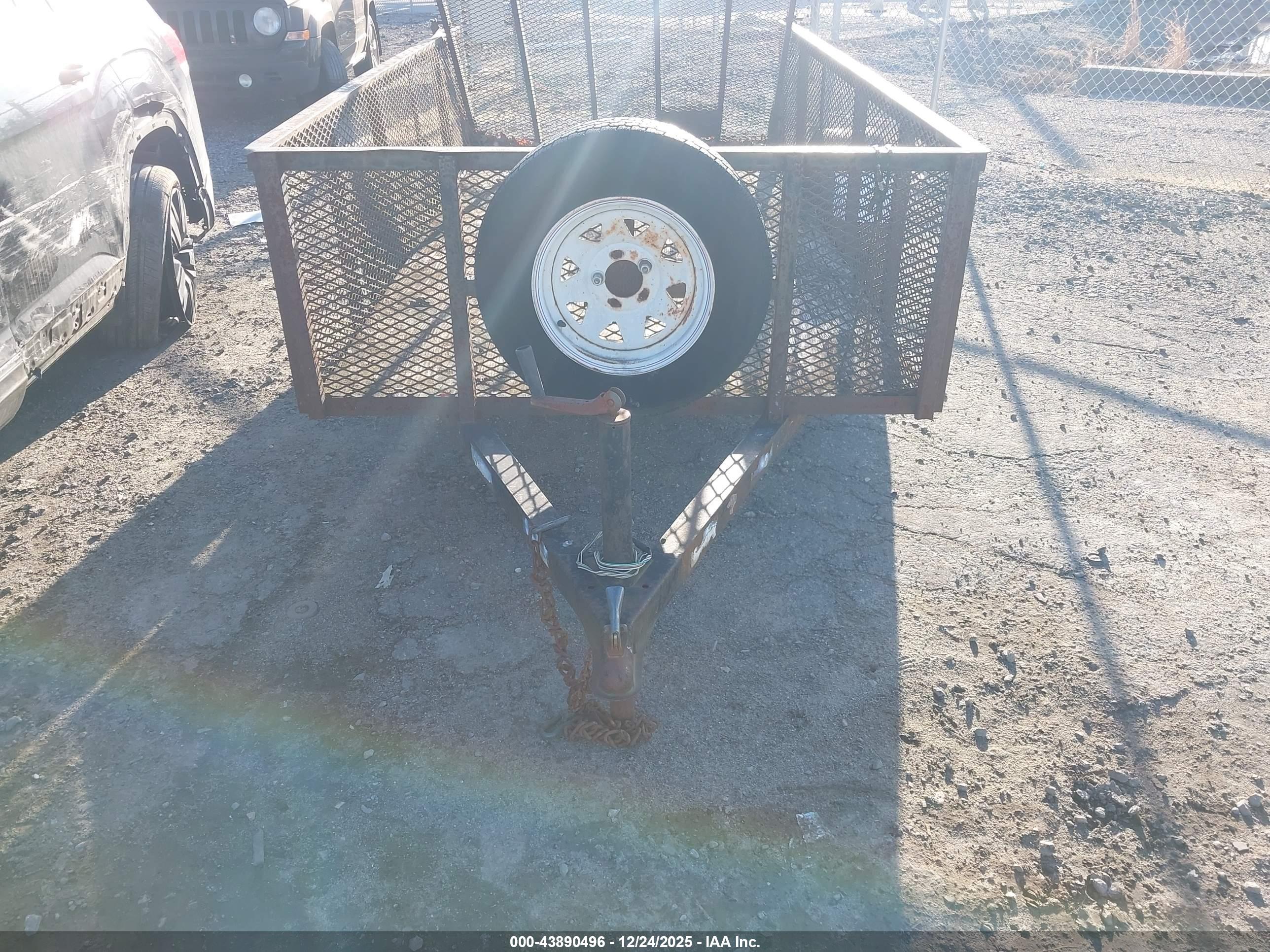 HURST TRAILERS image 10