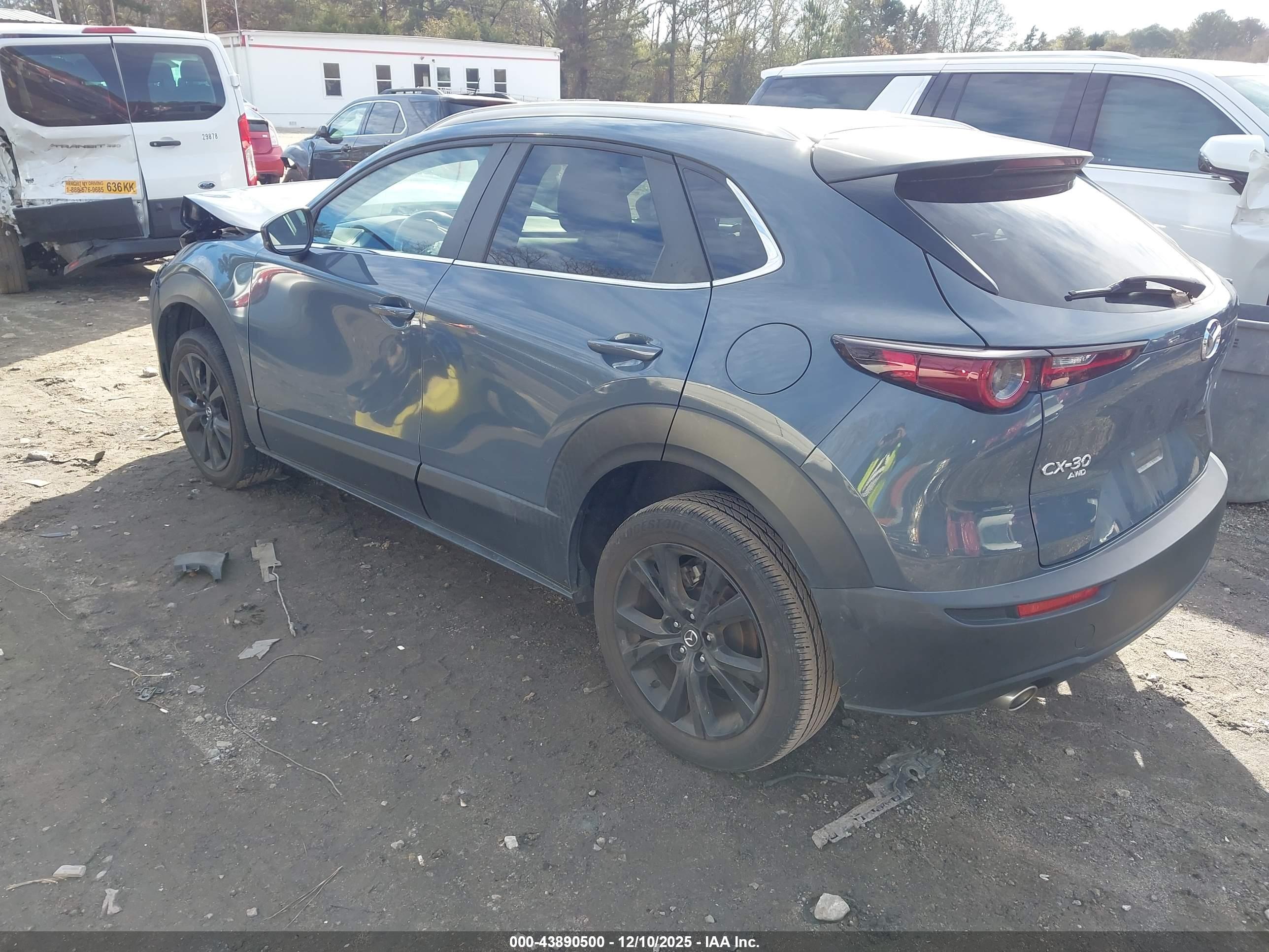 MAZDA CX-30 image 3