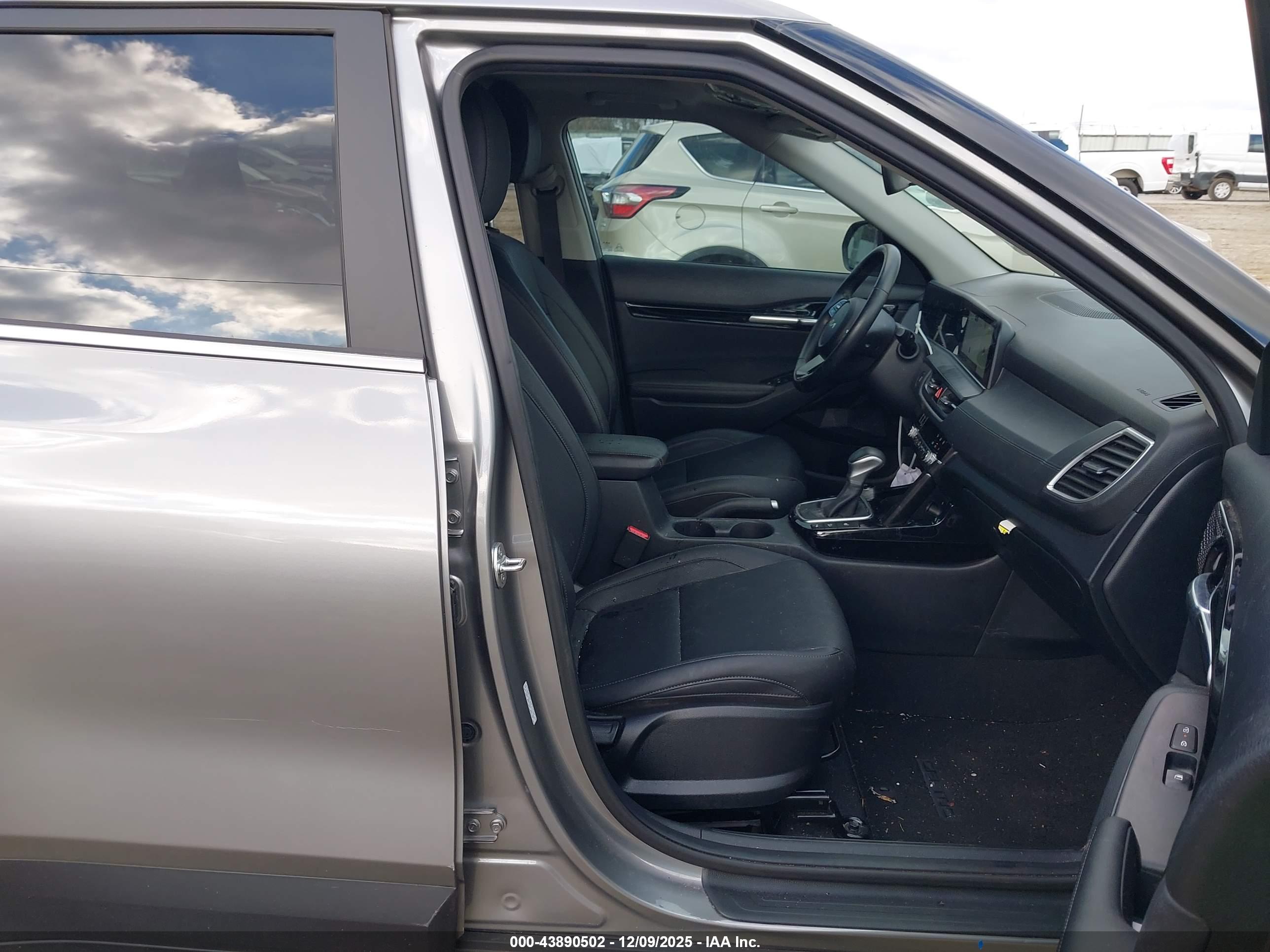 KIA SELTOS image 5