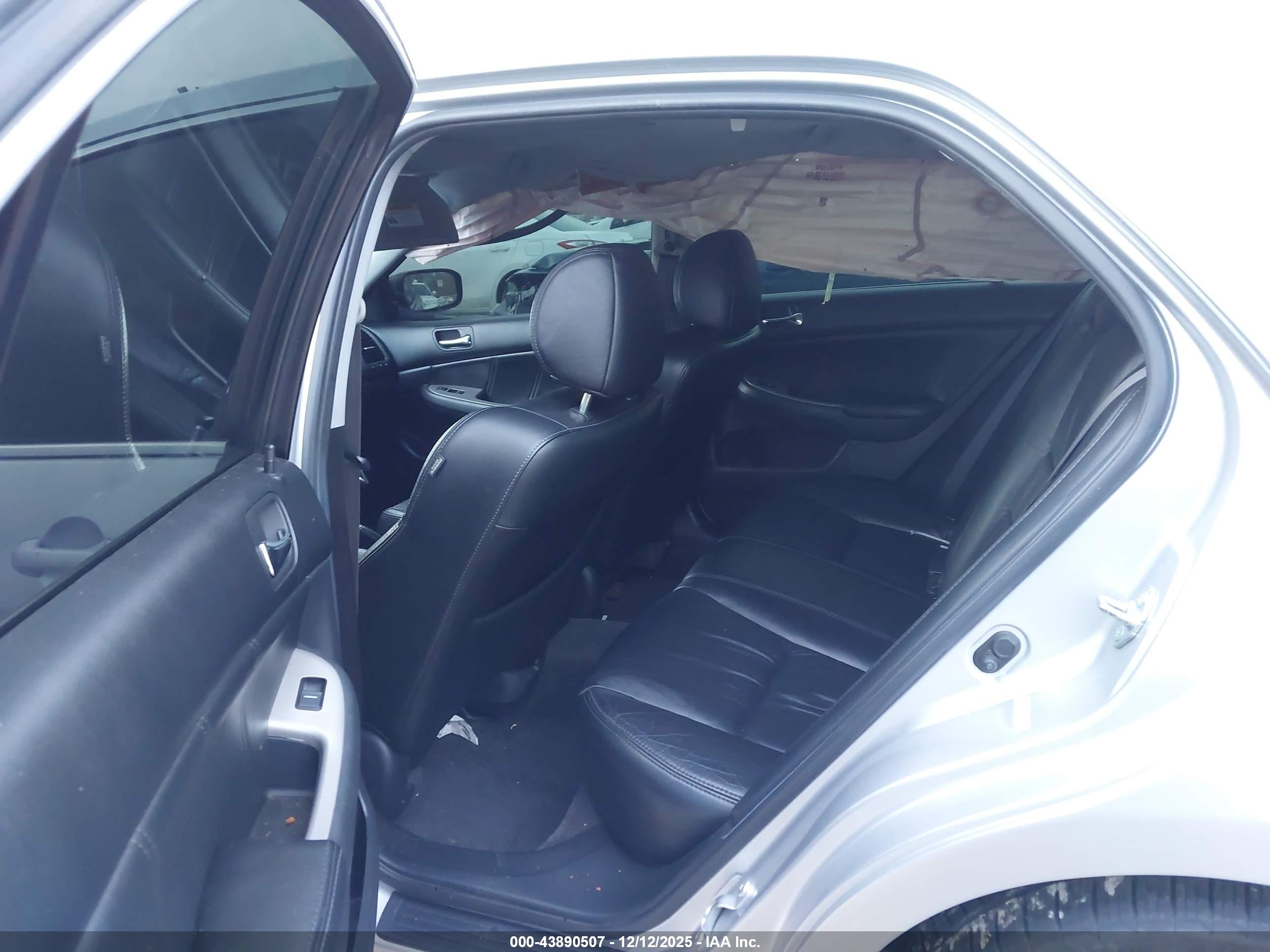 HONDA ACCORD image 8
