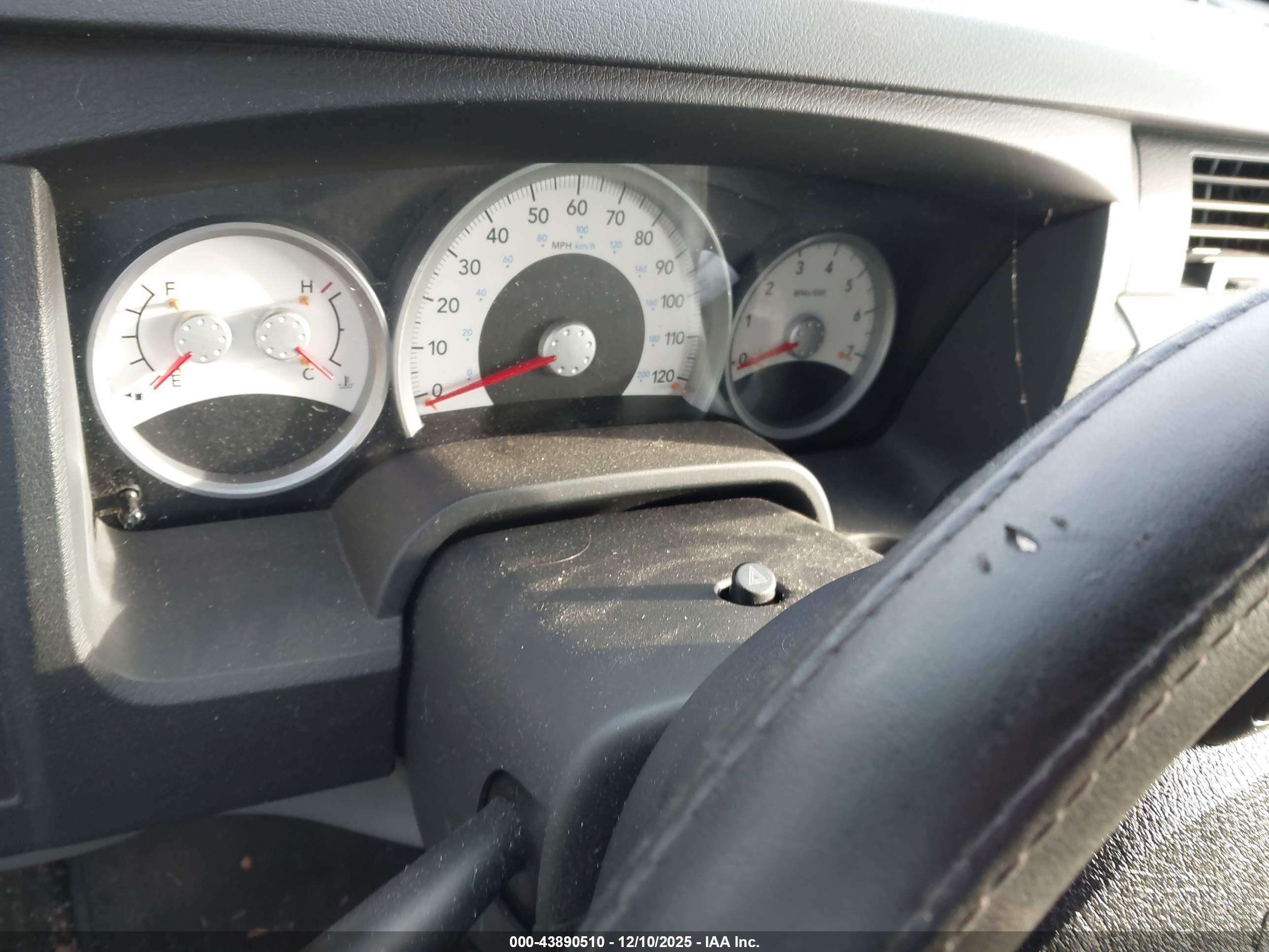 DODGE DAKOTA image 7