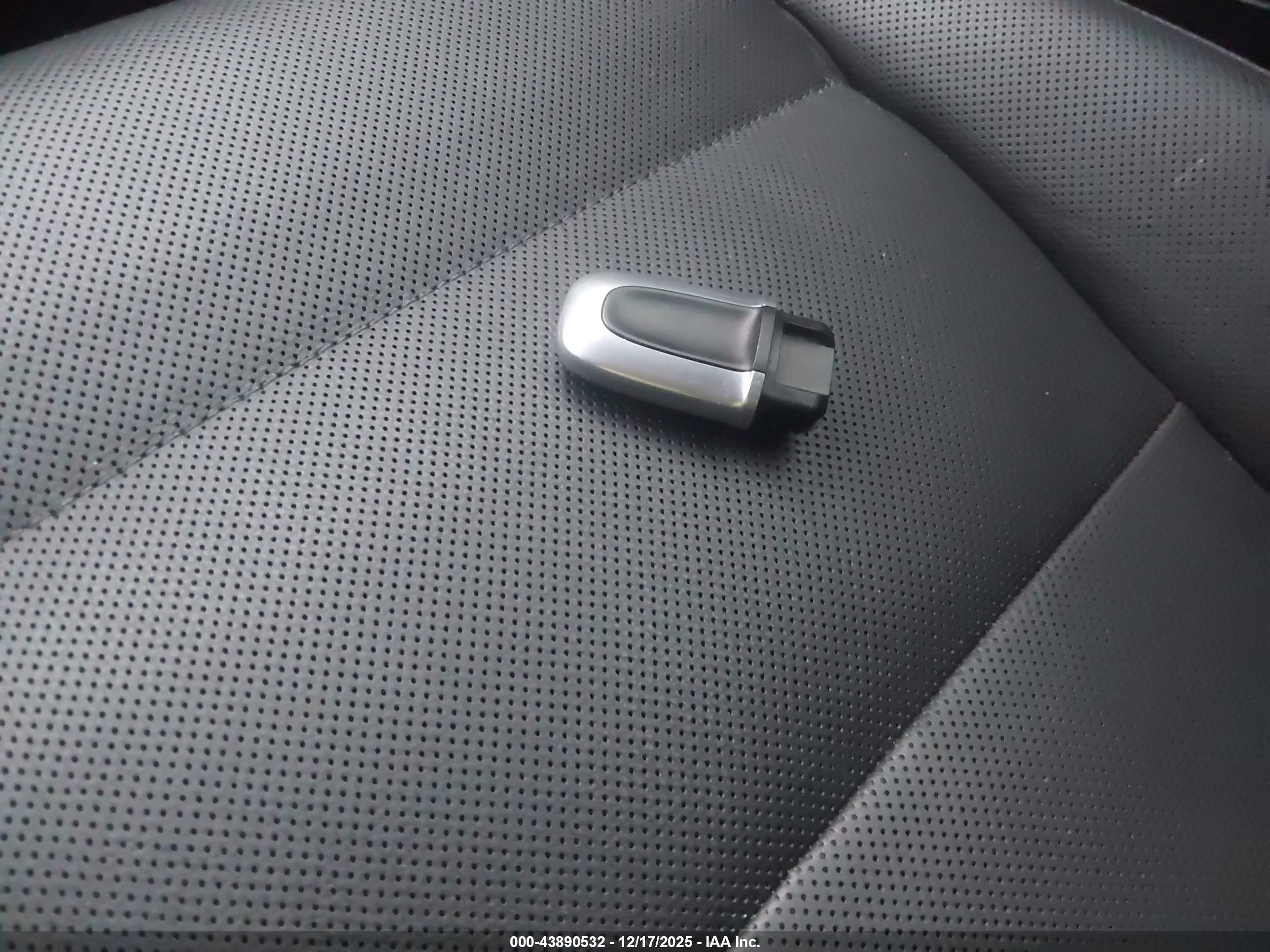 PORSCHE 718 image 11