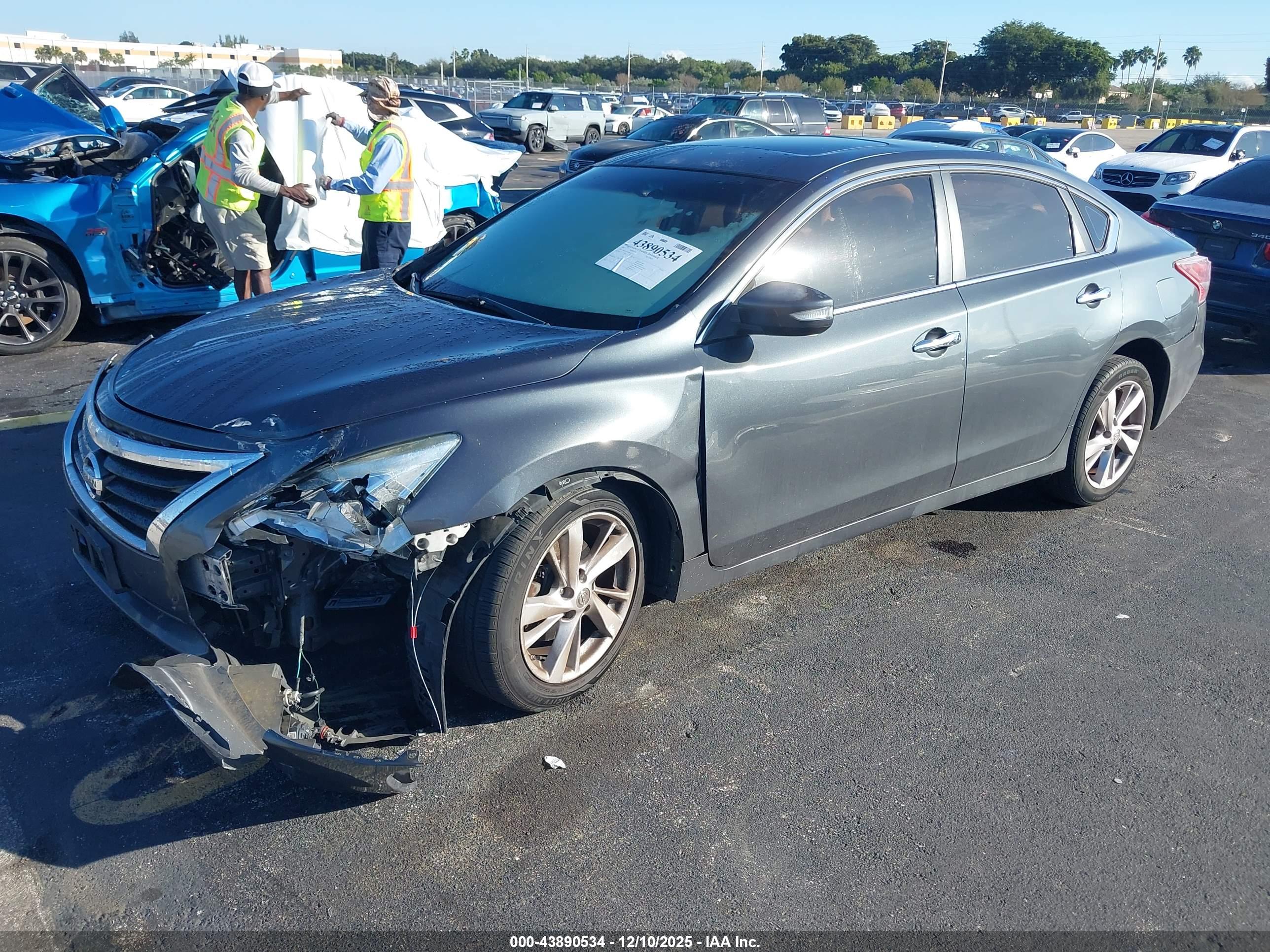 NISSAN ALTIMA image 2