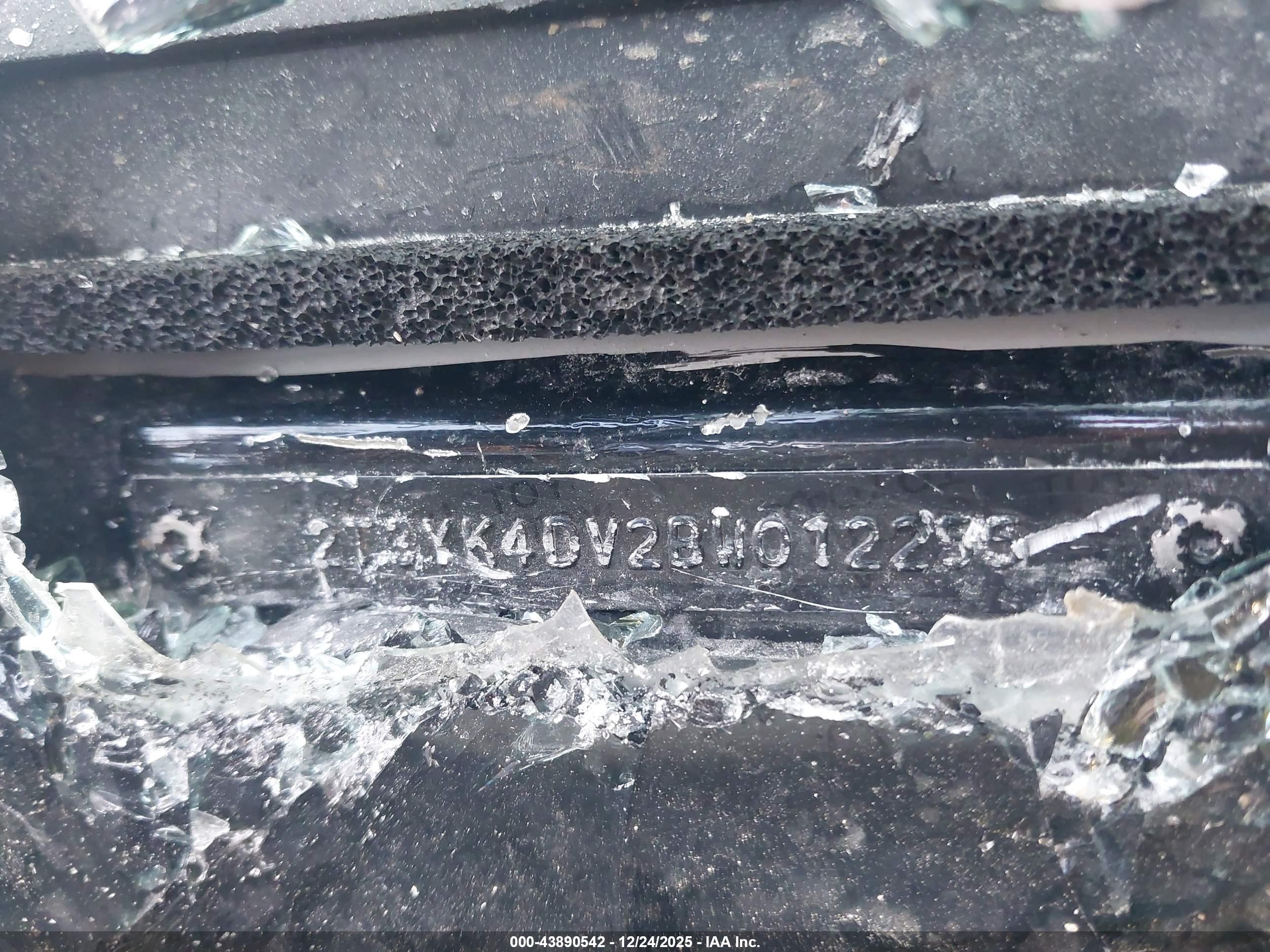 TOYOTA RAV4 image 9