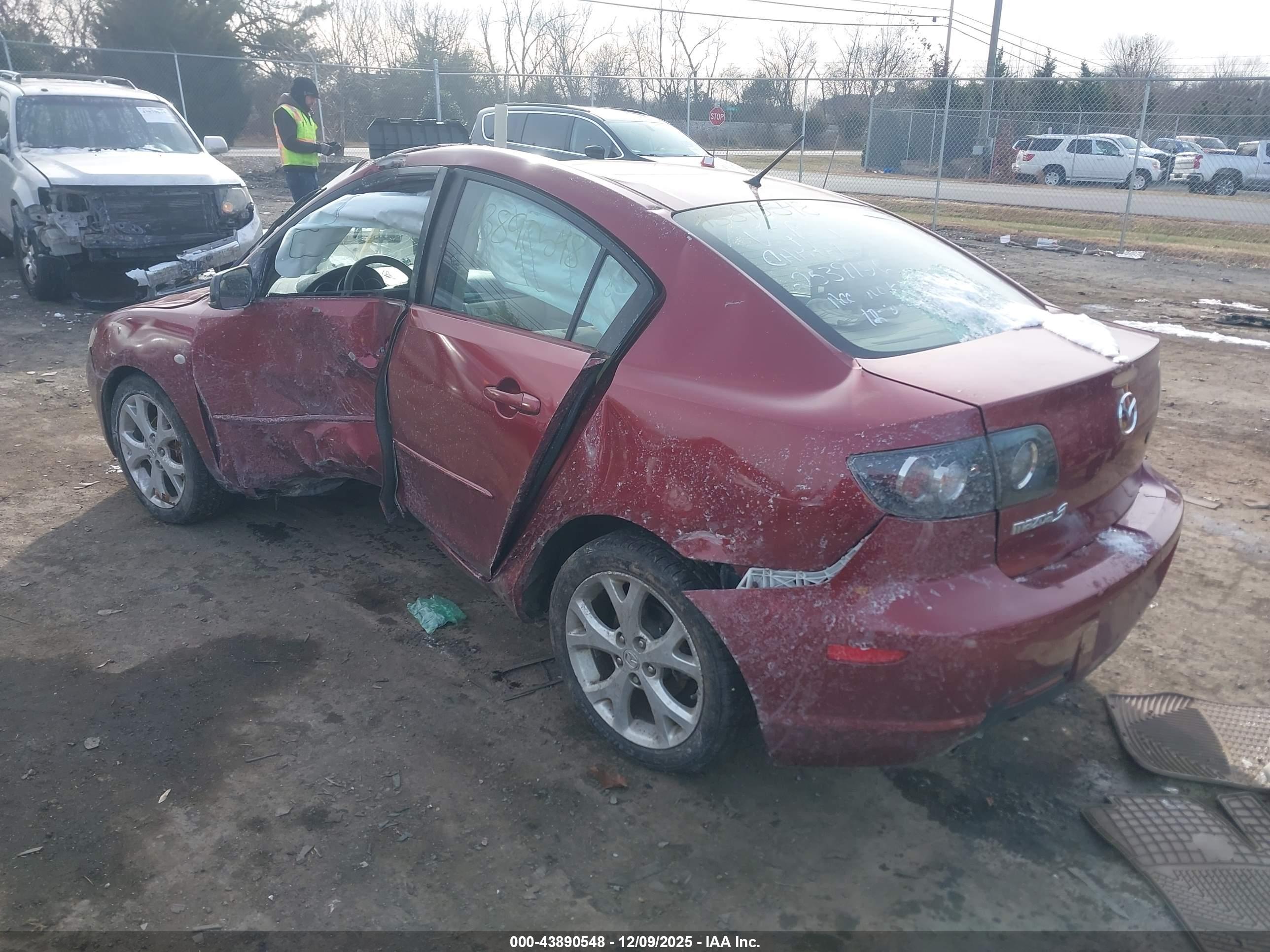 MAZDA MAZDA3 image 3