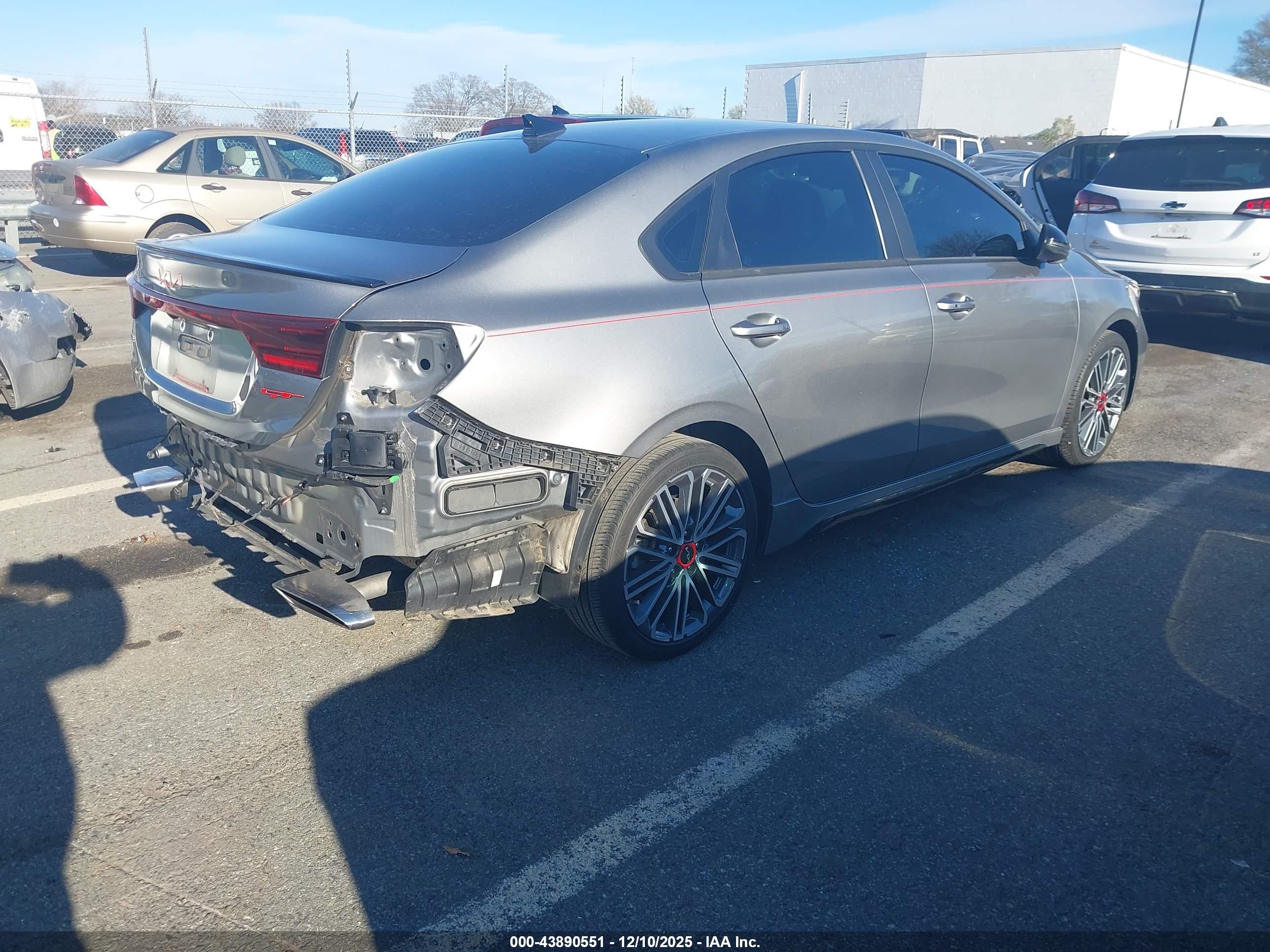 KIA FORTE image 4