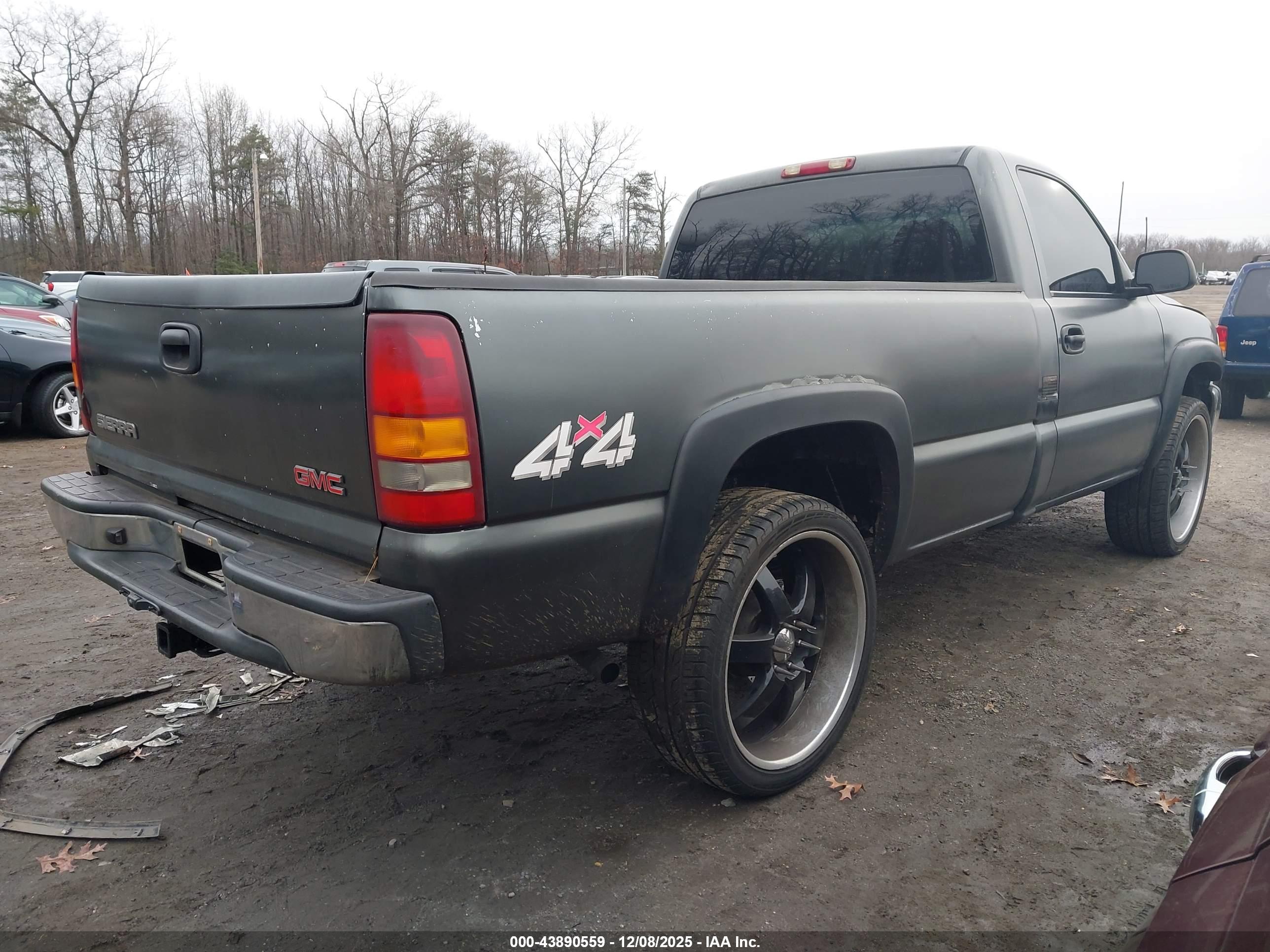 GMC SIERRA image 4