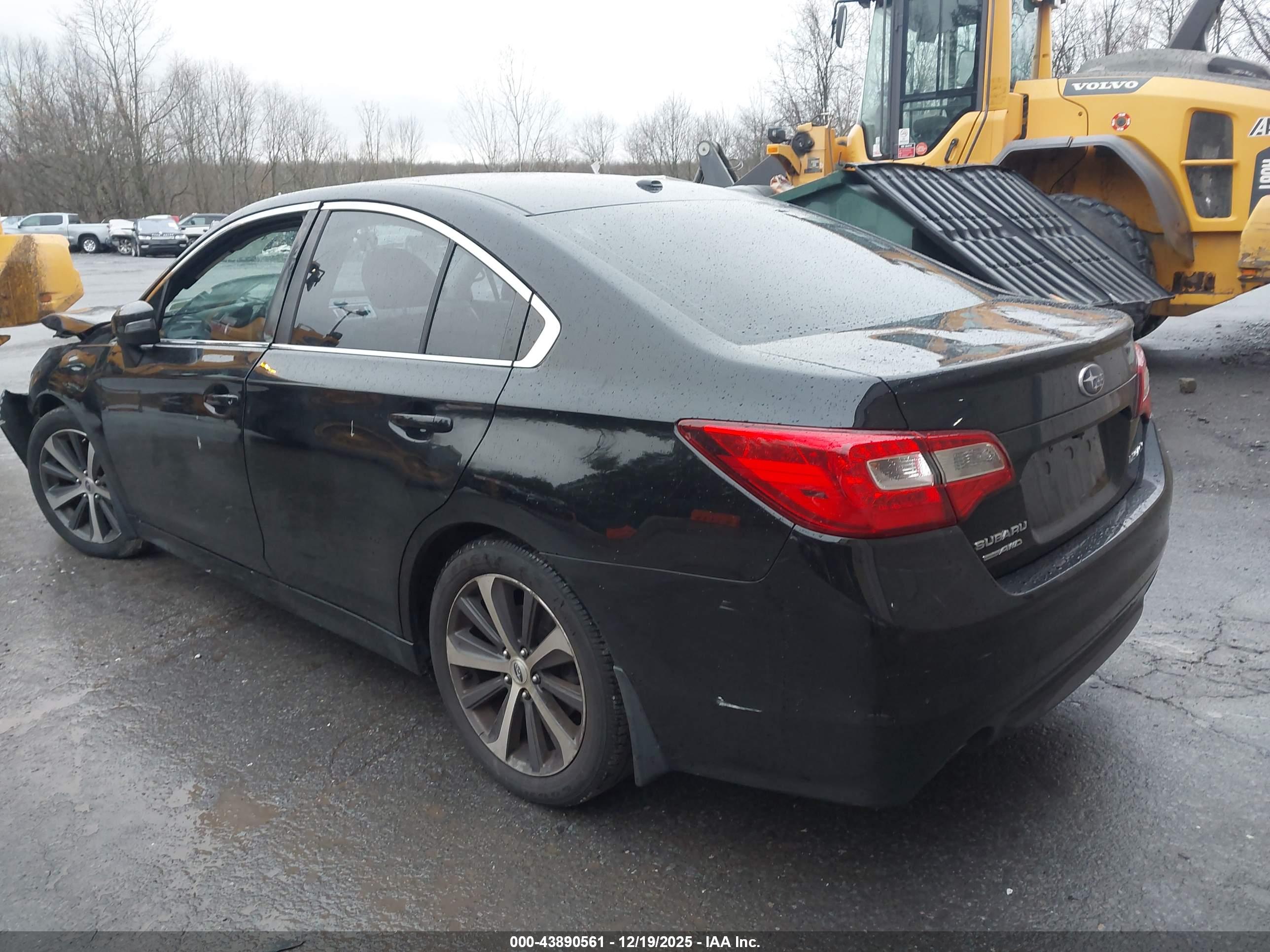 SUBARU LEGACY image 3