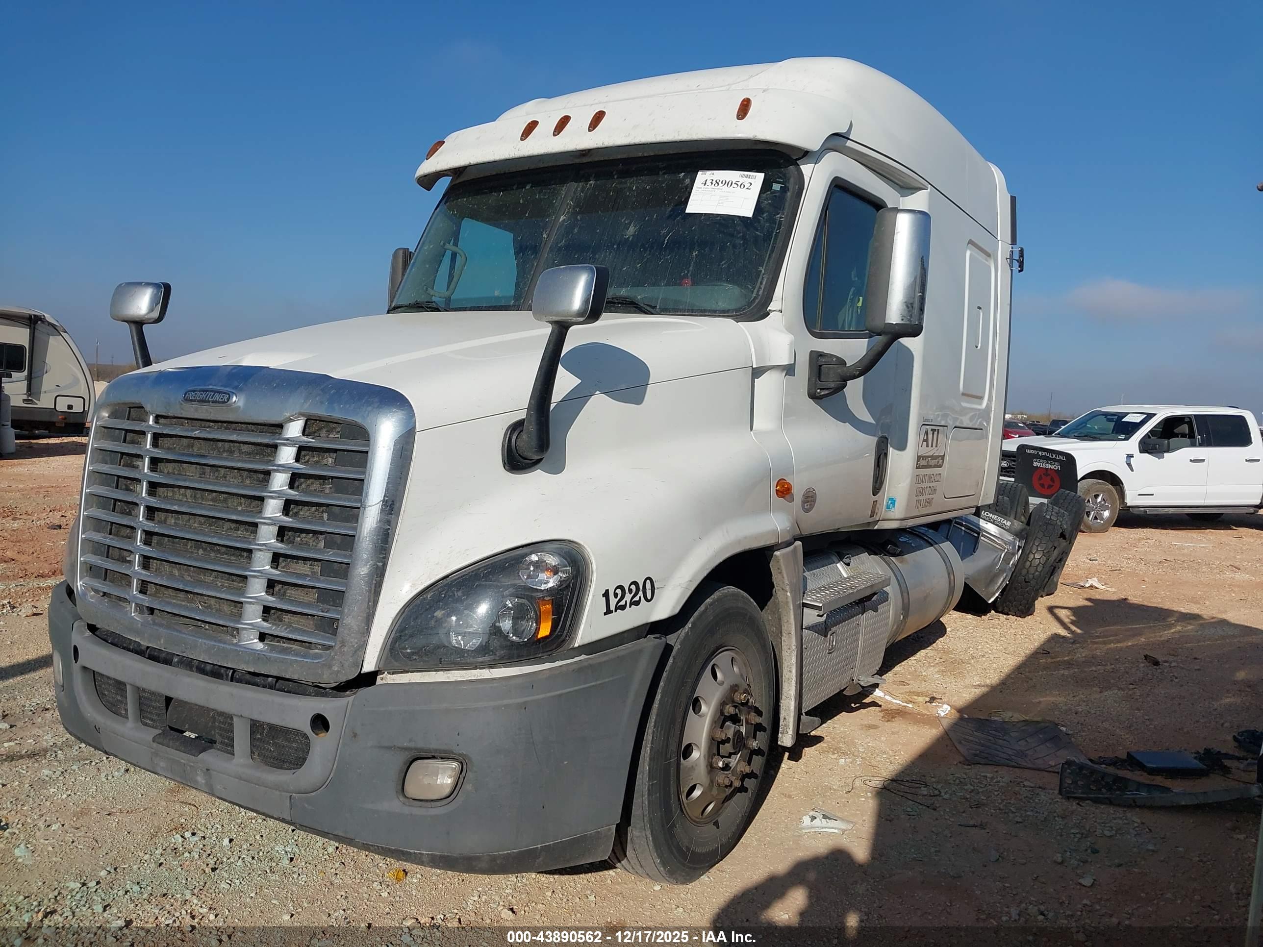 FREIGHTLINER CASCADIA image 2