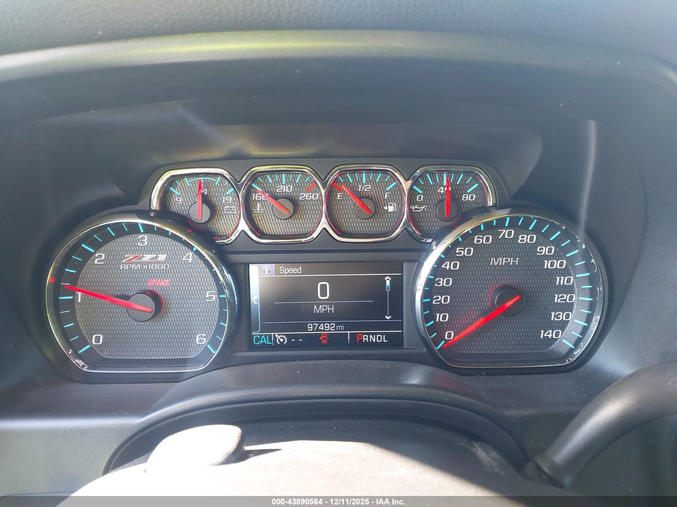 CHEVROLET SILVERADO image 7