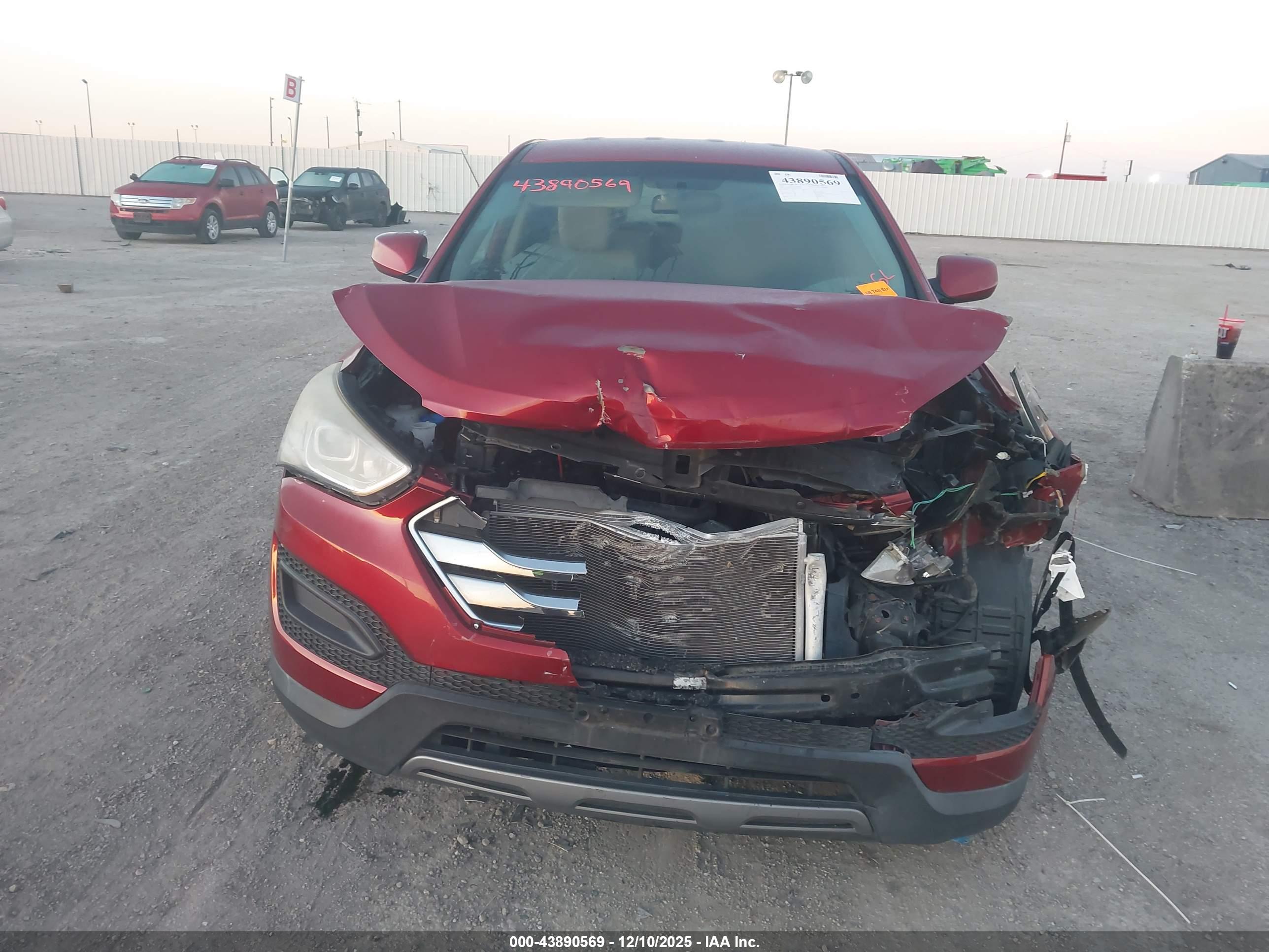 HYUNDAI SANTA image 6
