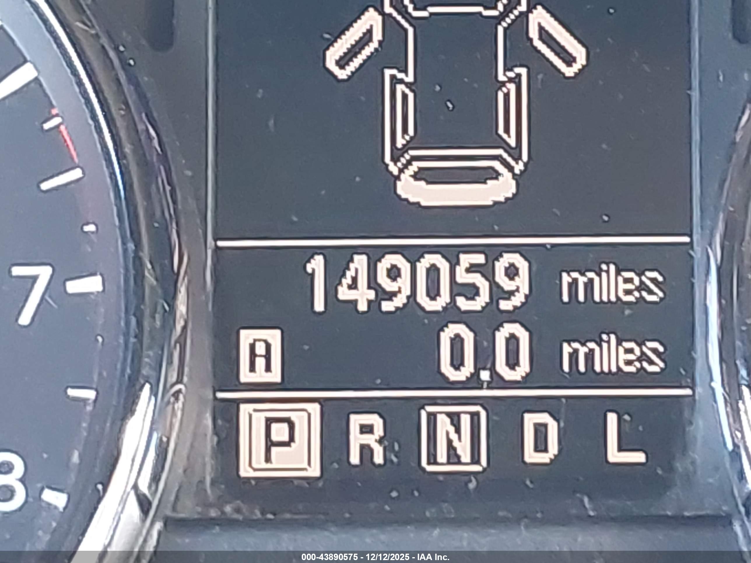 NISSAN ROGUE image 7