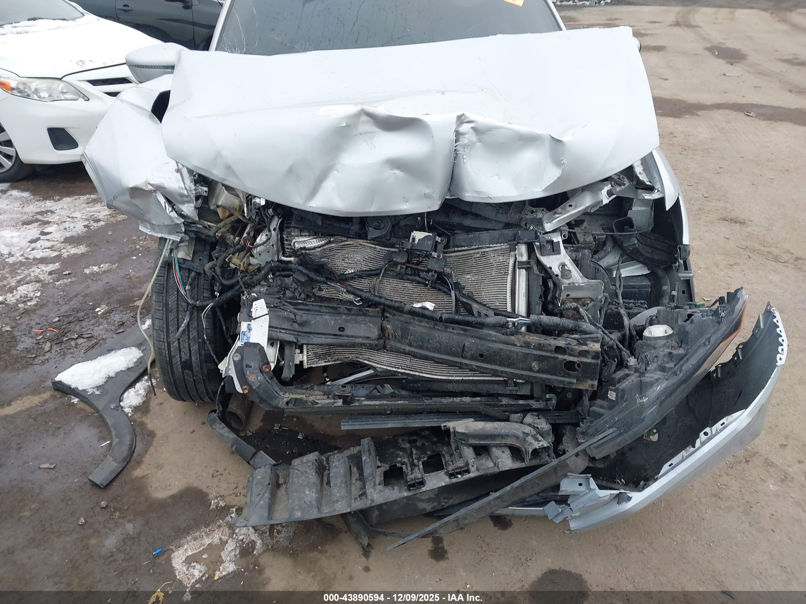 NISSAN ROGUE image 6