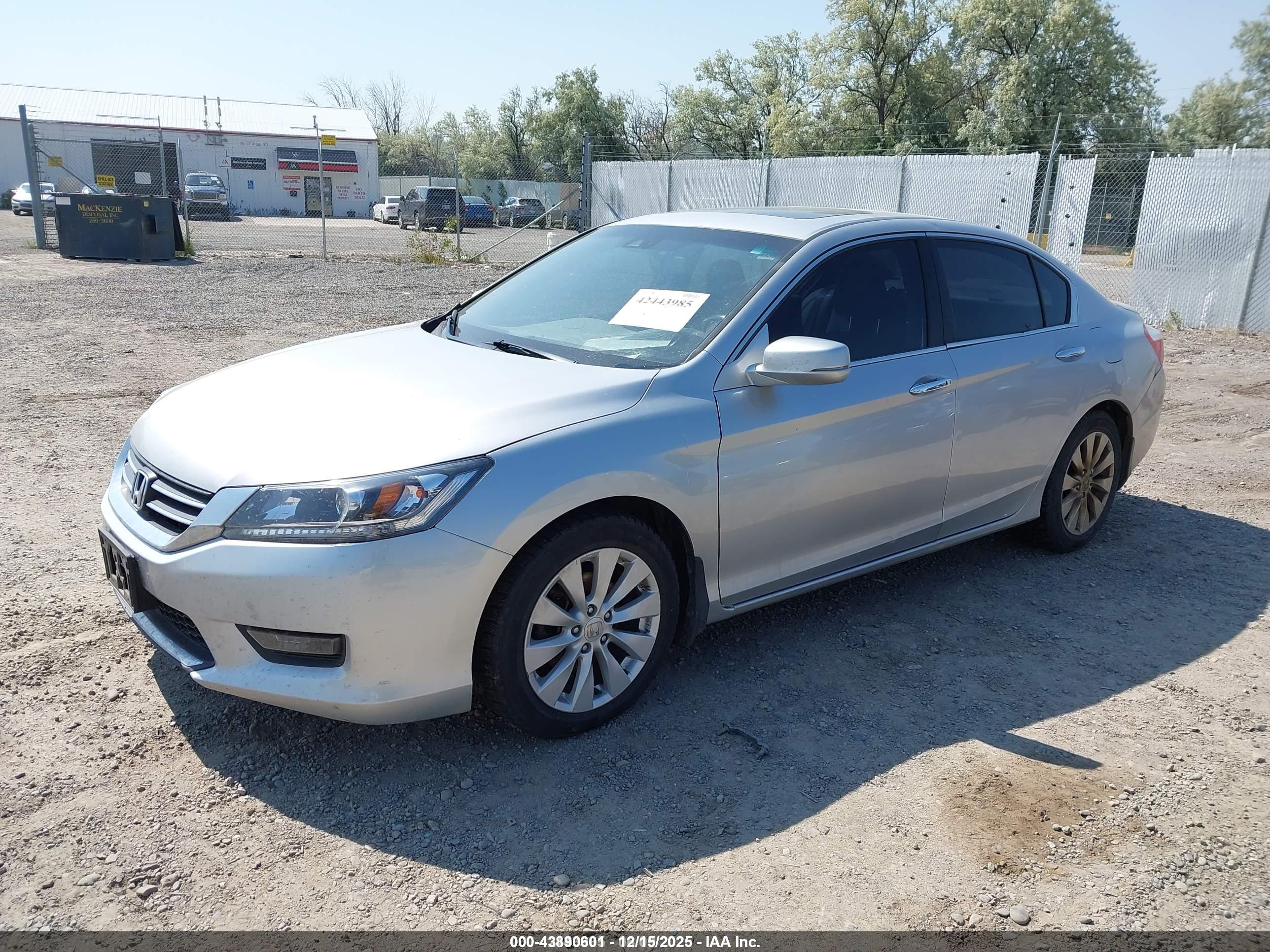HONDA ACCORD image 2