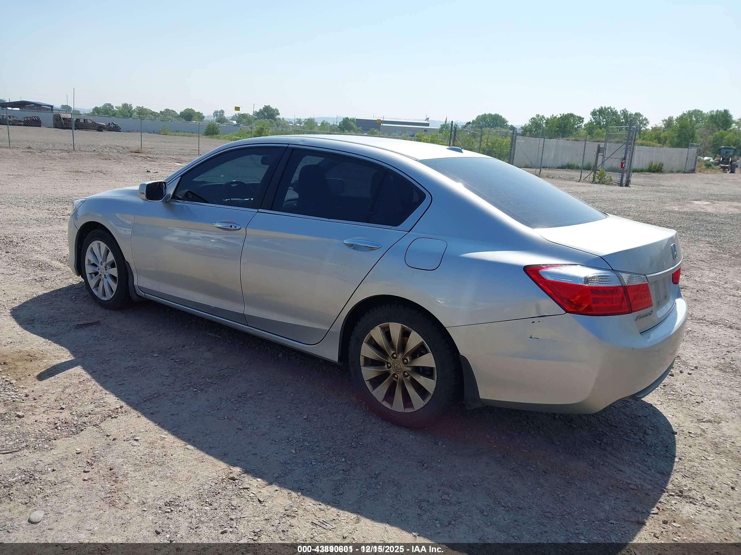 HONDA ACCORD image 3