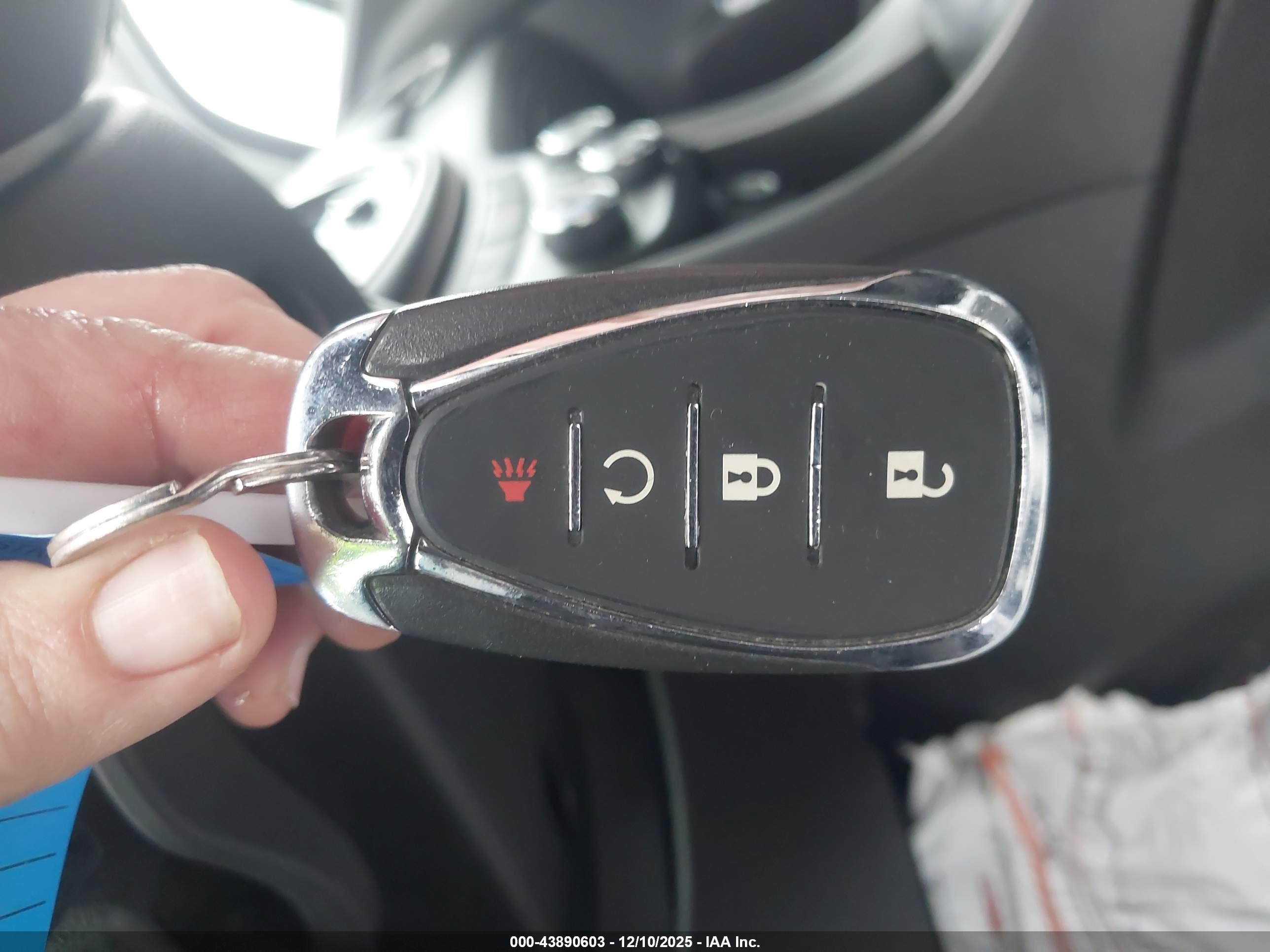 CHEVROLET TRAX image 11