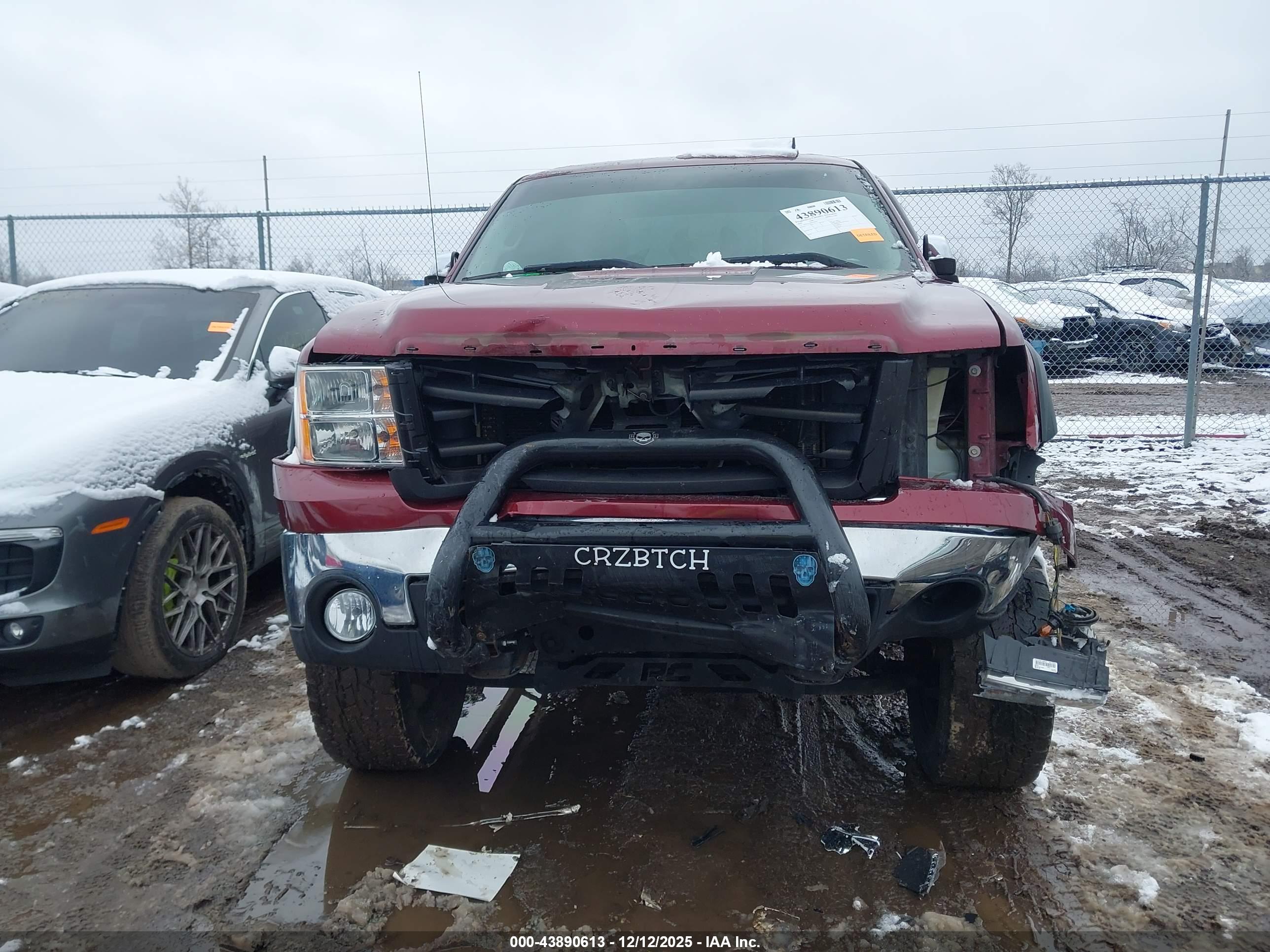 GMC SIERRA image 6
