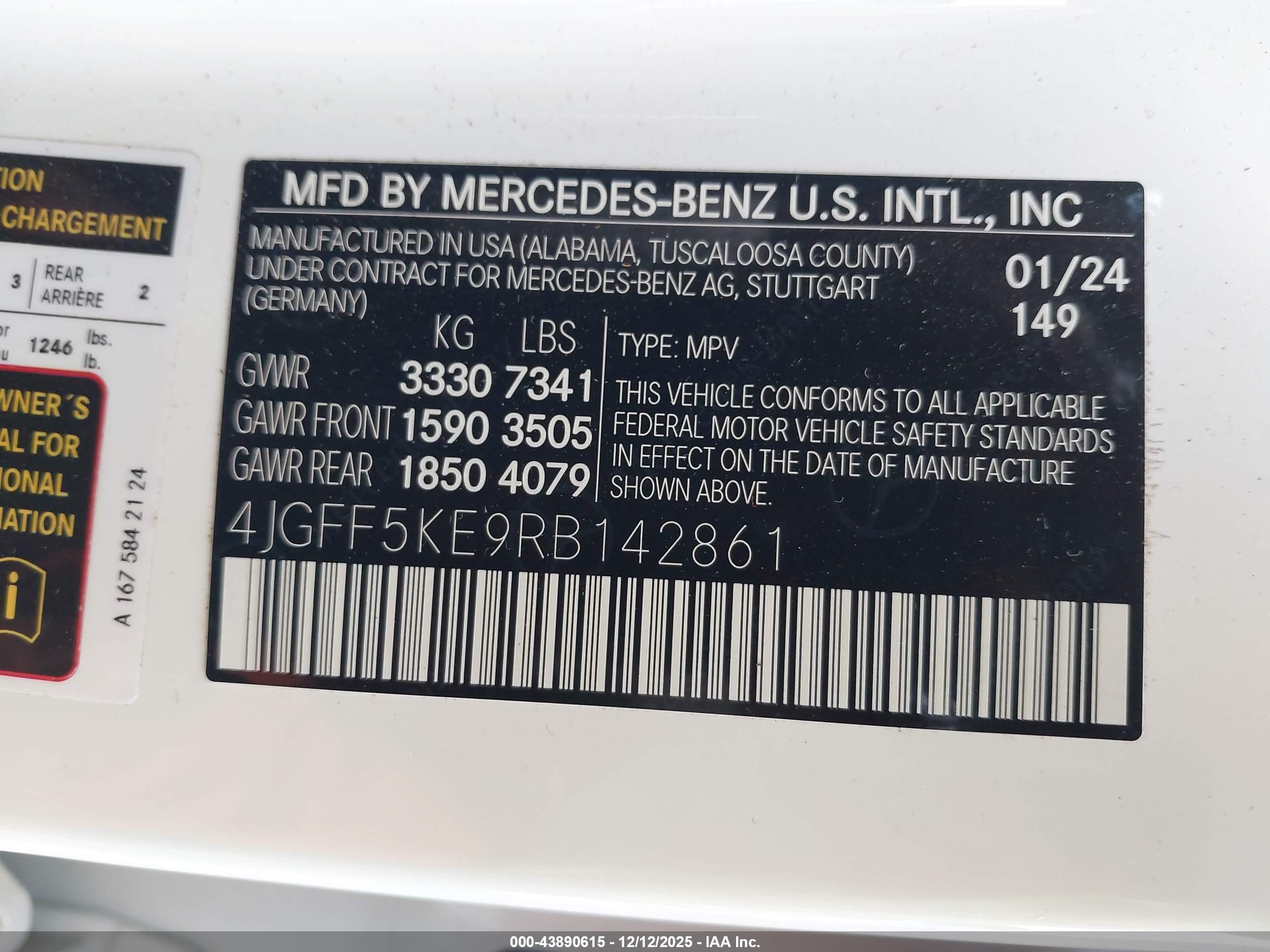 MERCEDES-BENZ GLS image 9