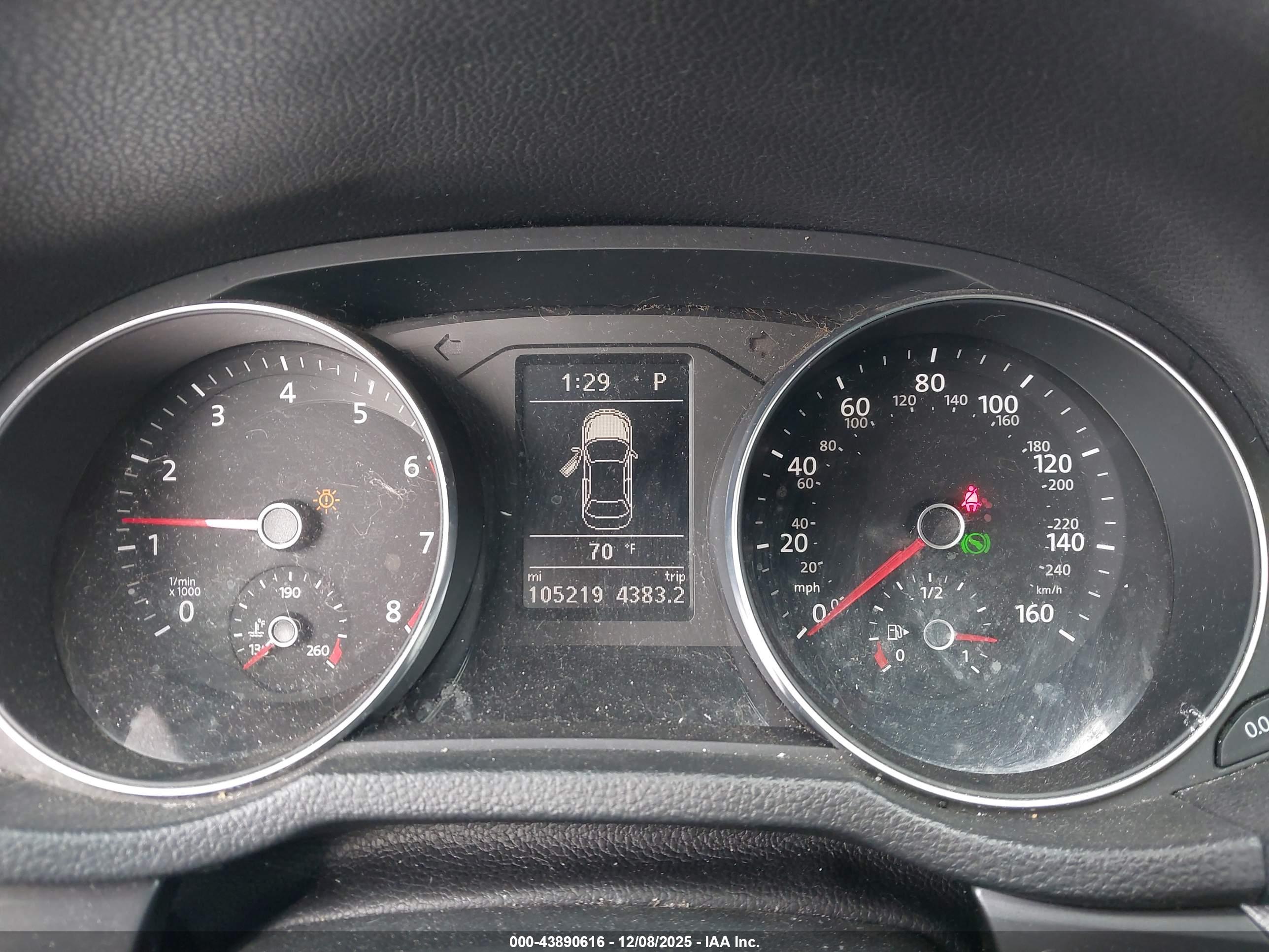VOLKSWAGEN PASSAT image 7