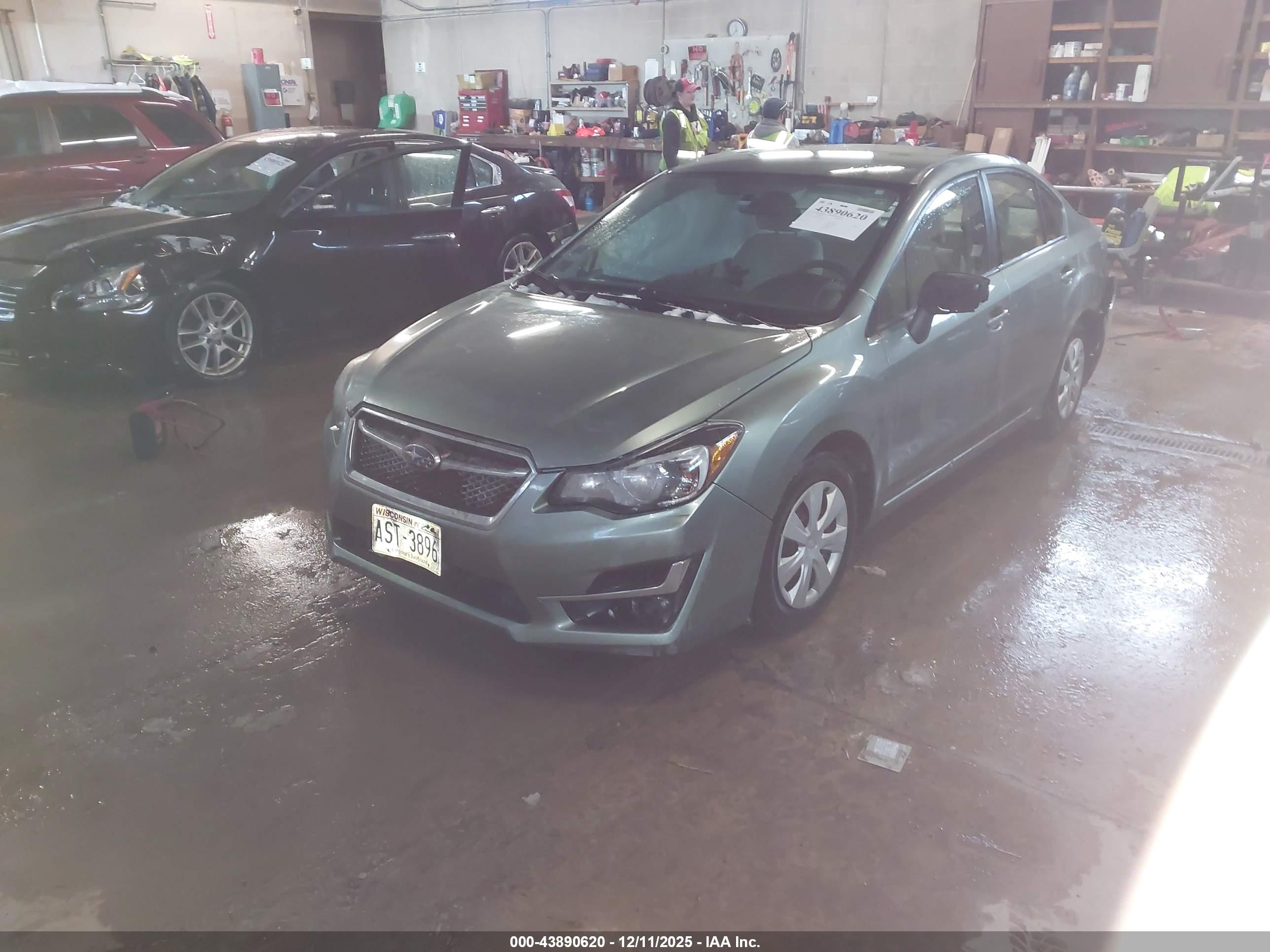 SUBARU IMPREZA image 2