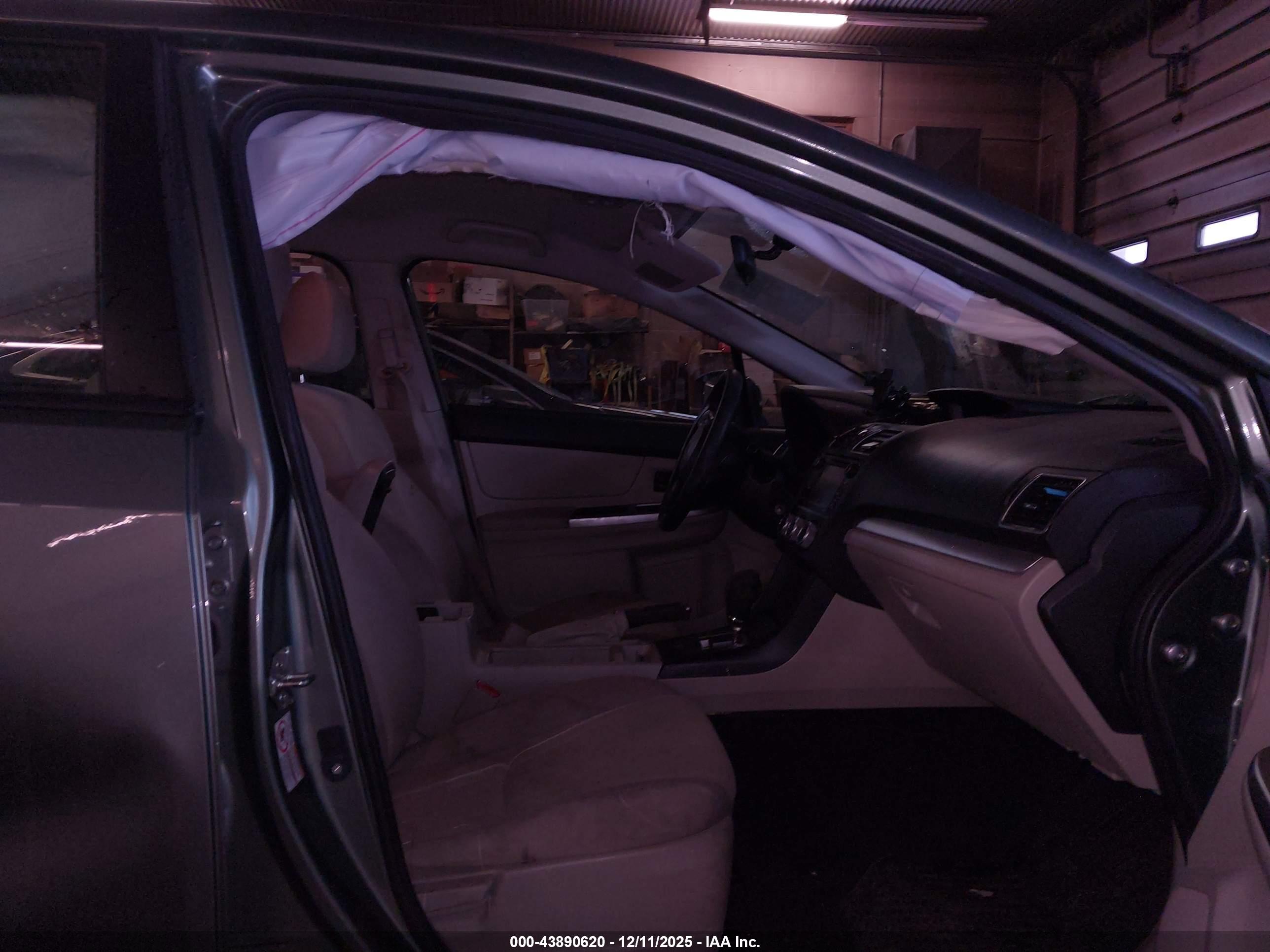 SUBARU IMPREZA image 5