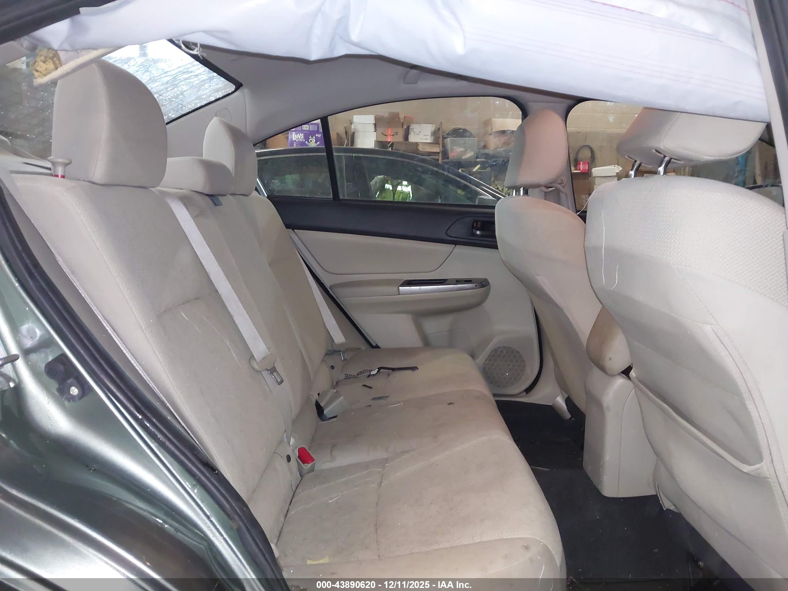 SUBARU IMPREZA image 8